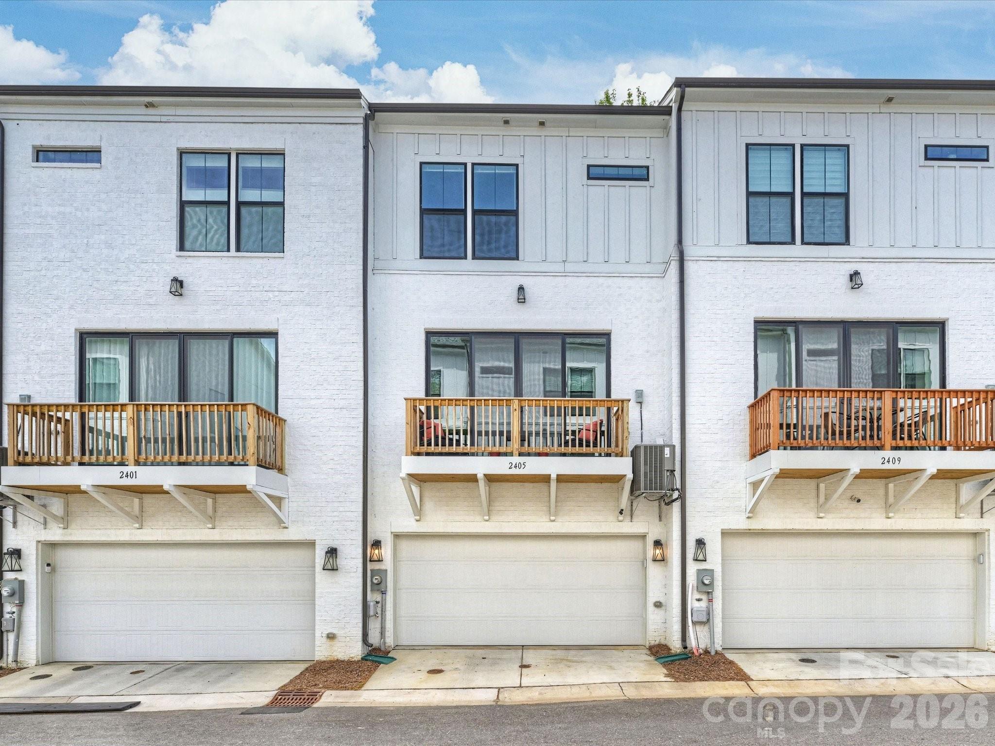 2405 Magnolia Blossom Way, Charlotte, NC 28211