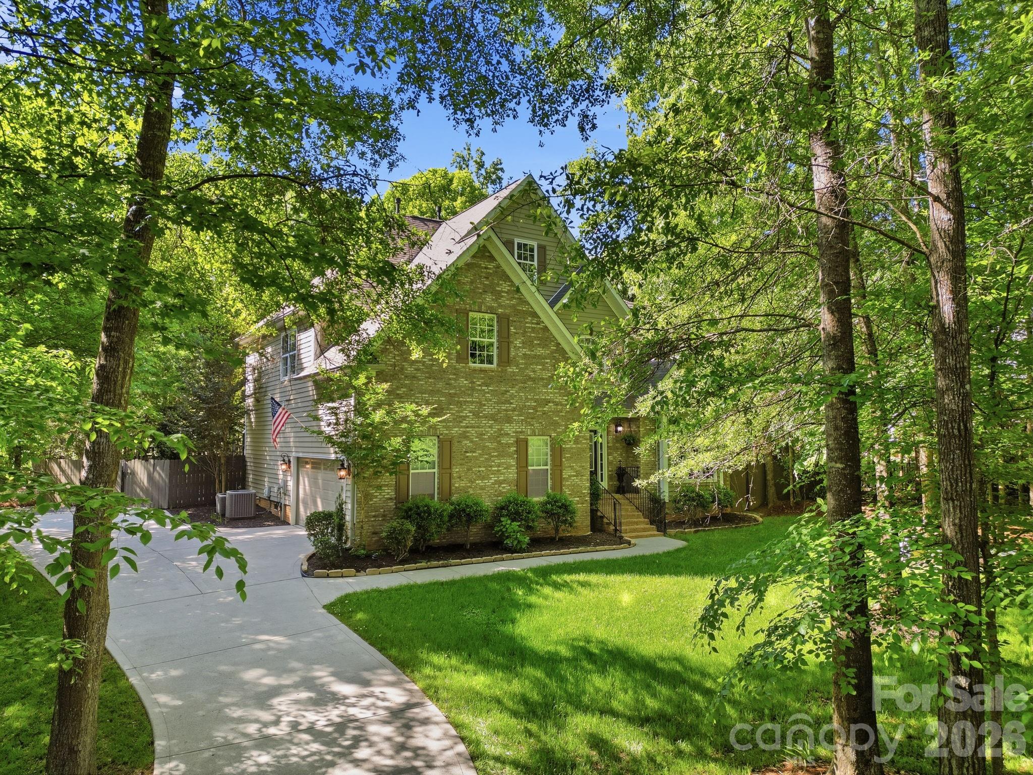 734 Lynnwood Farms Dr, Fort Mill, SC 29715