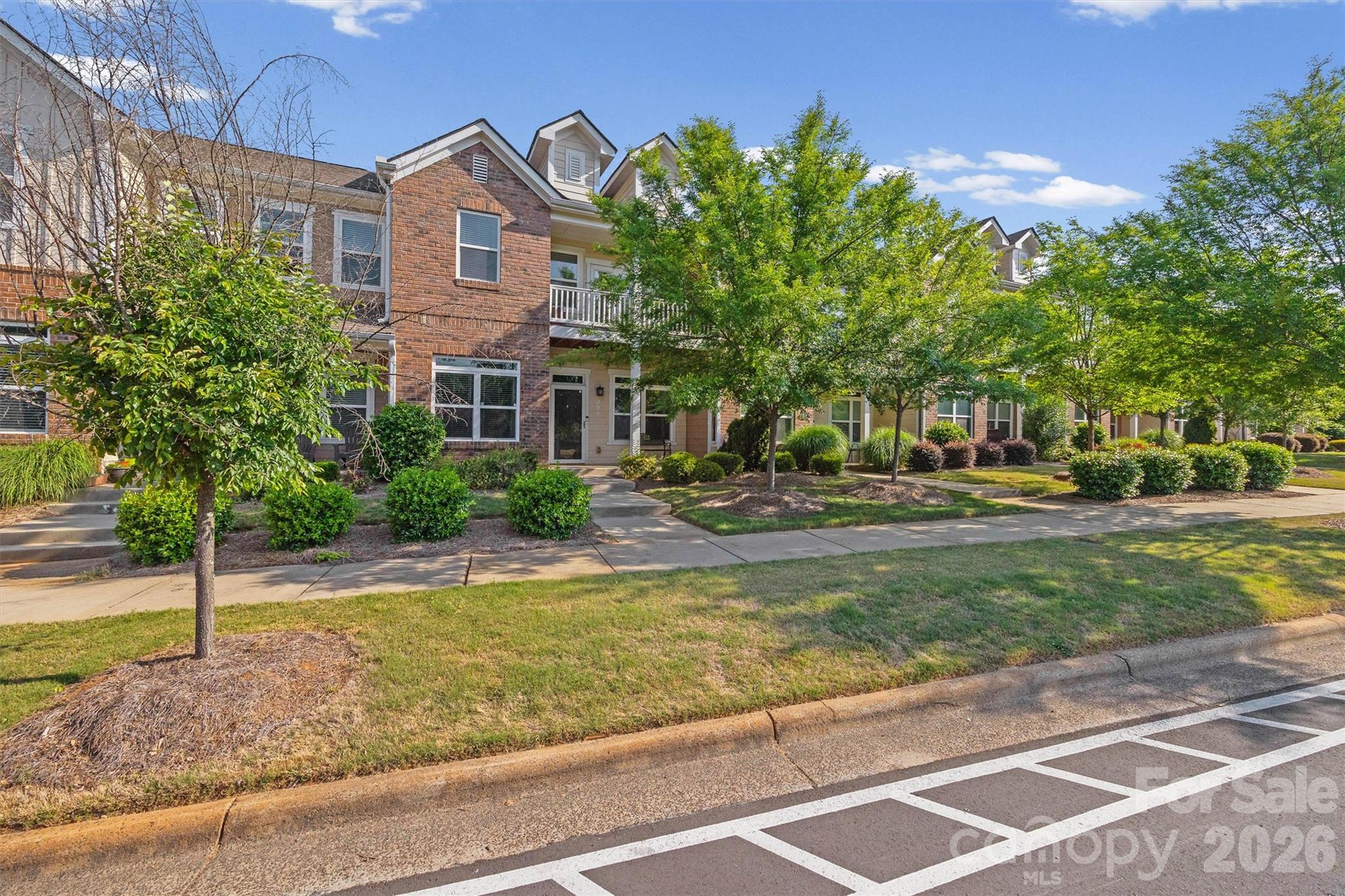 204 Overstone Ct, Fort Mill, SC 29715