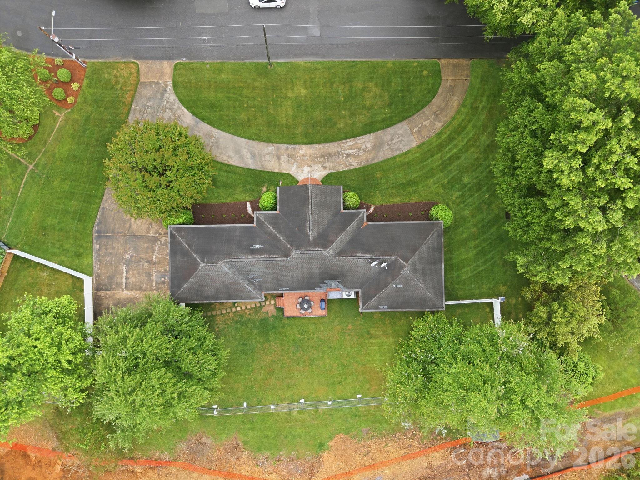 1215 Hillside Dr, Gastonia, NC 28052