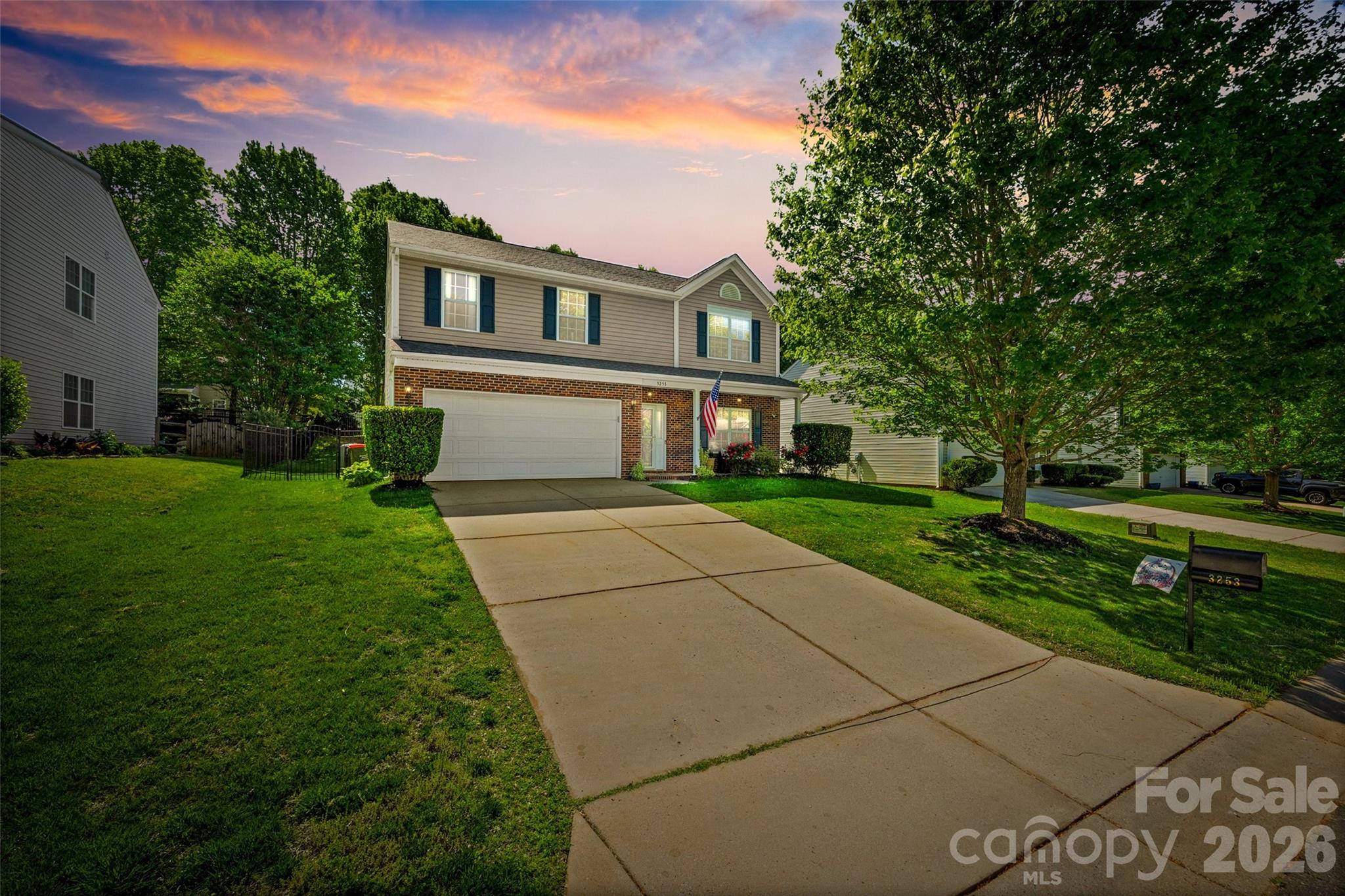 3253 Wicklow Ln, Clover, SC 29710