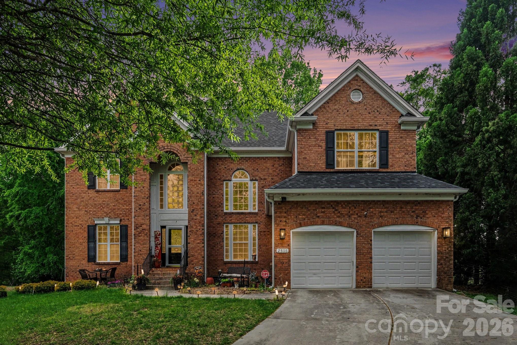 2516 River Oaks Dr, Waxhaw, NC 28173