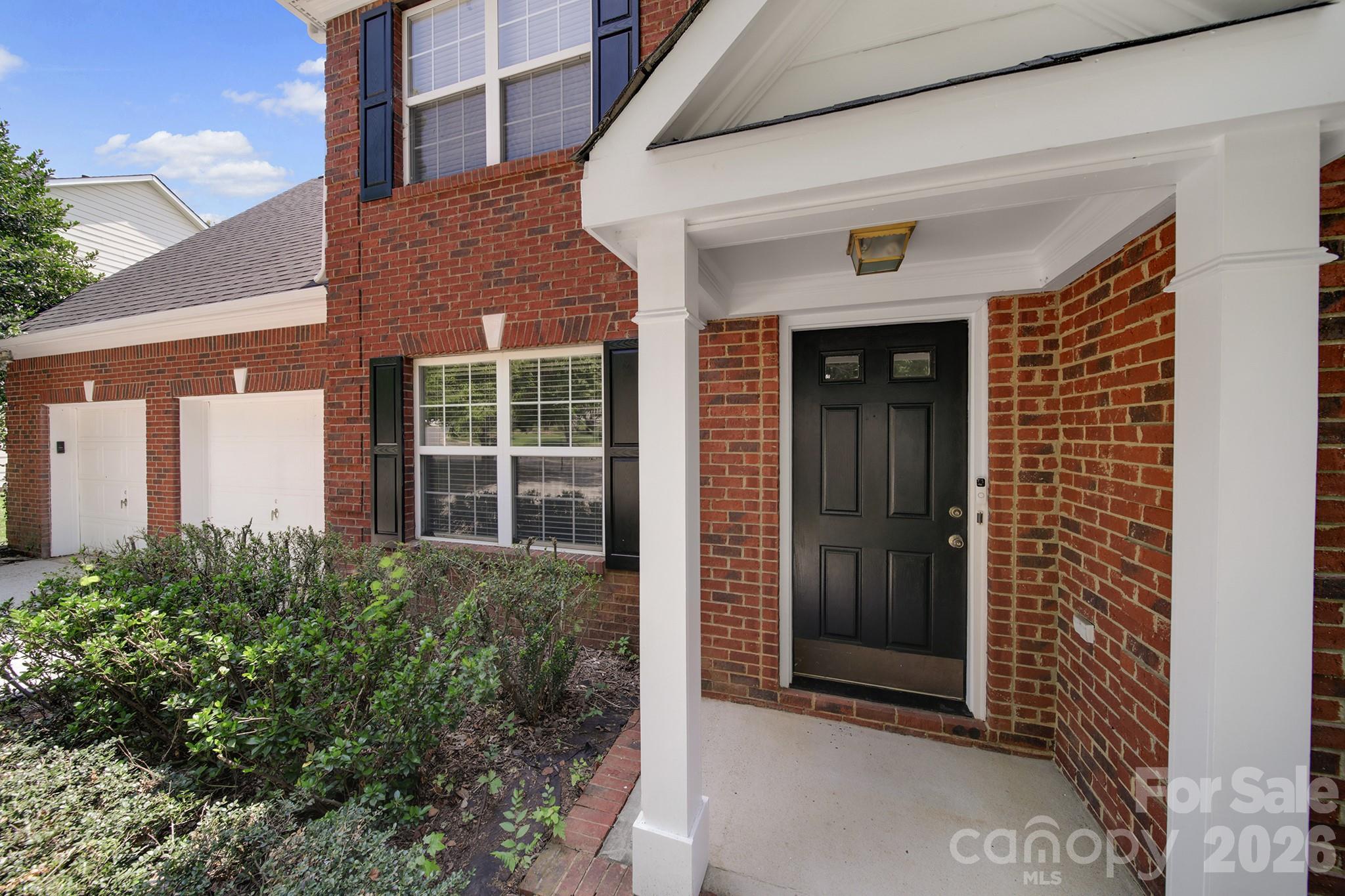 11343 Fox Hill Dr, Charlotte, NC 28269