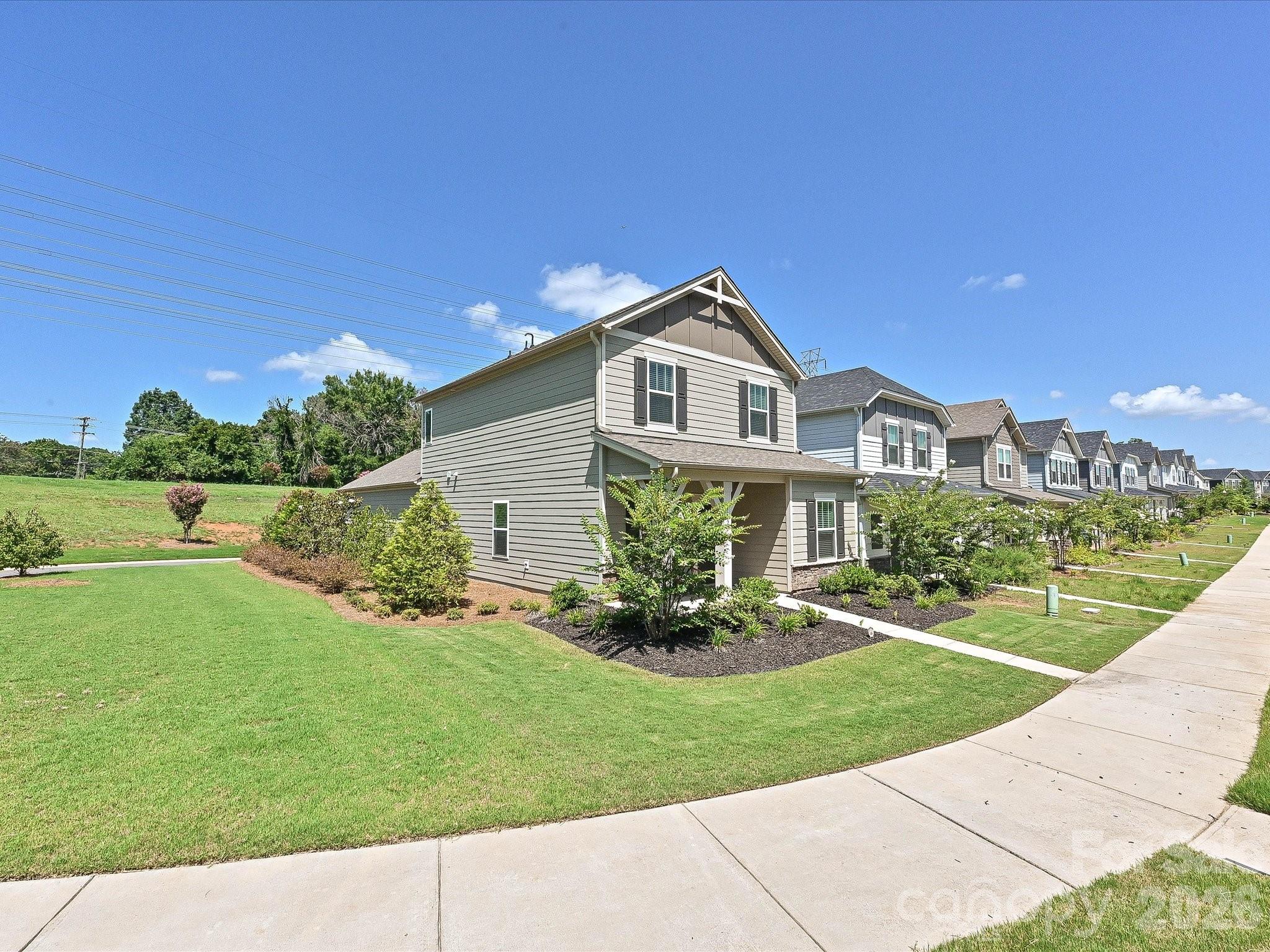 11202 Broadbent Ct, Charlotte, NC 28278
