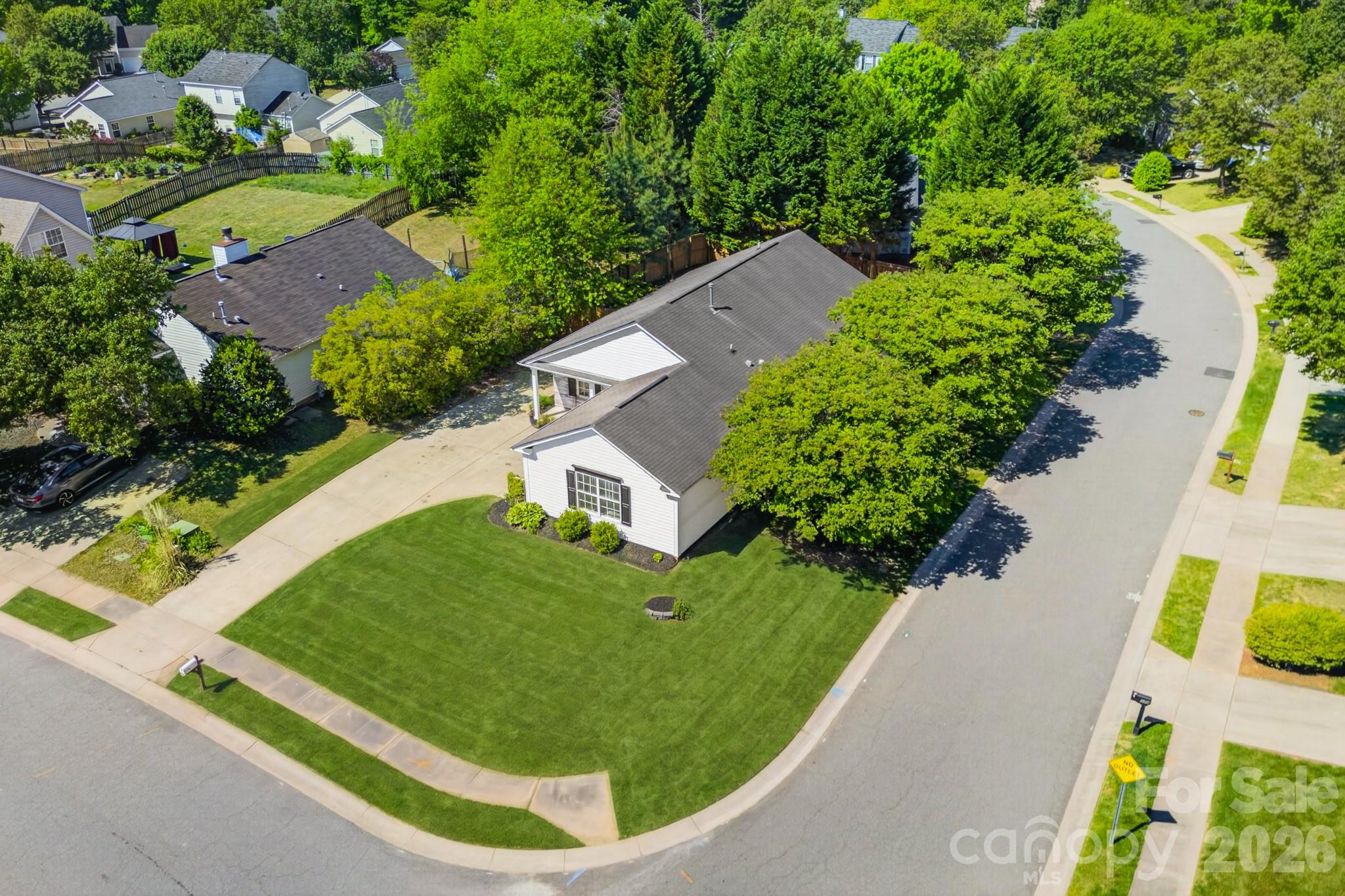 102 Daventry Pl, Mooresville, NC 28117