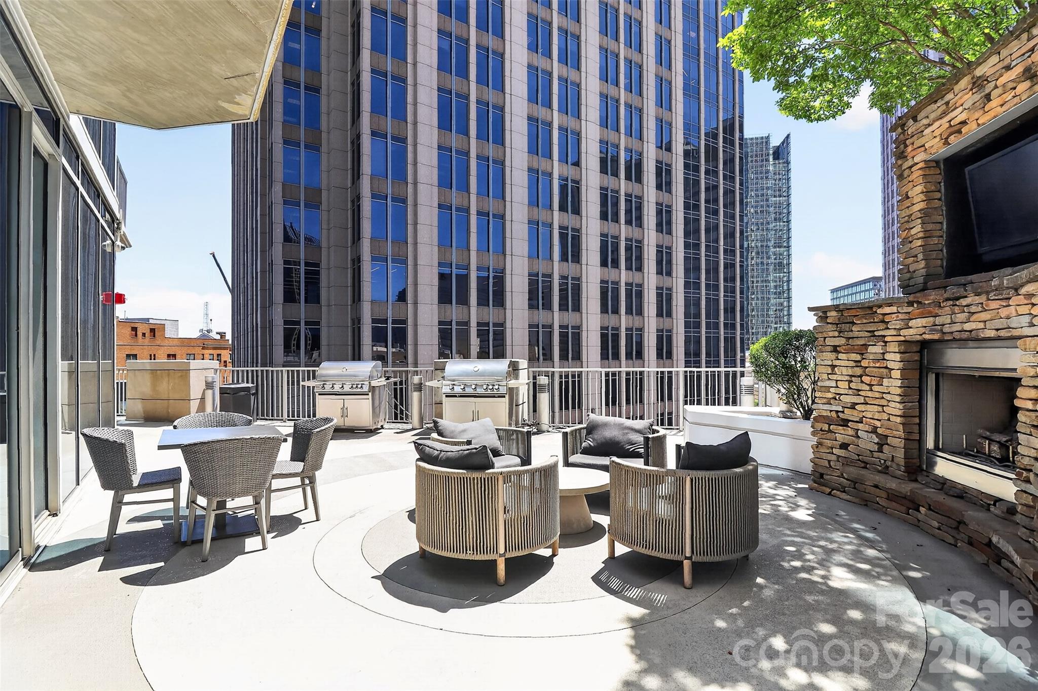210 N Church St #1512, Charlotte, NC 28202