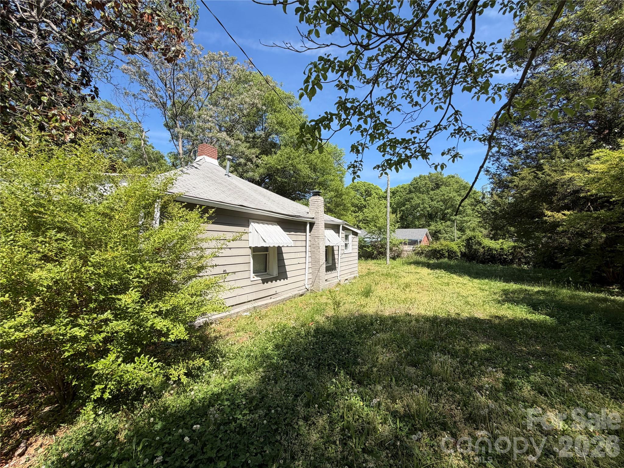 836 S Dalton St, Gastonia, NC 28052