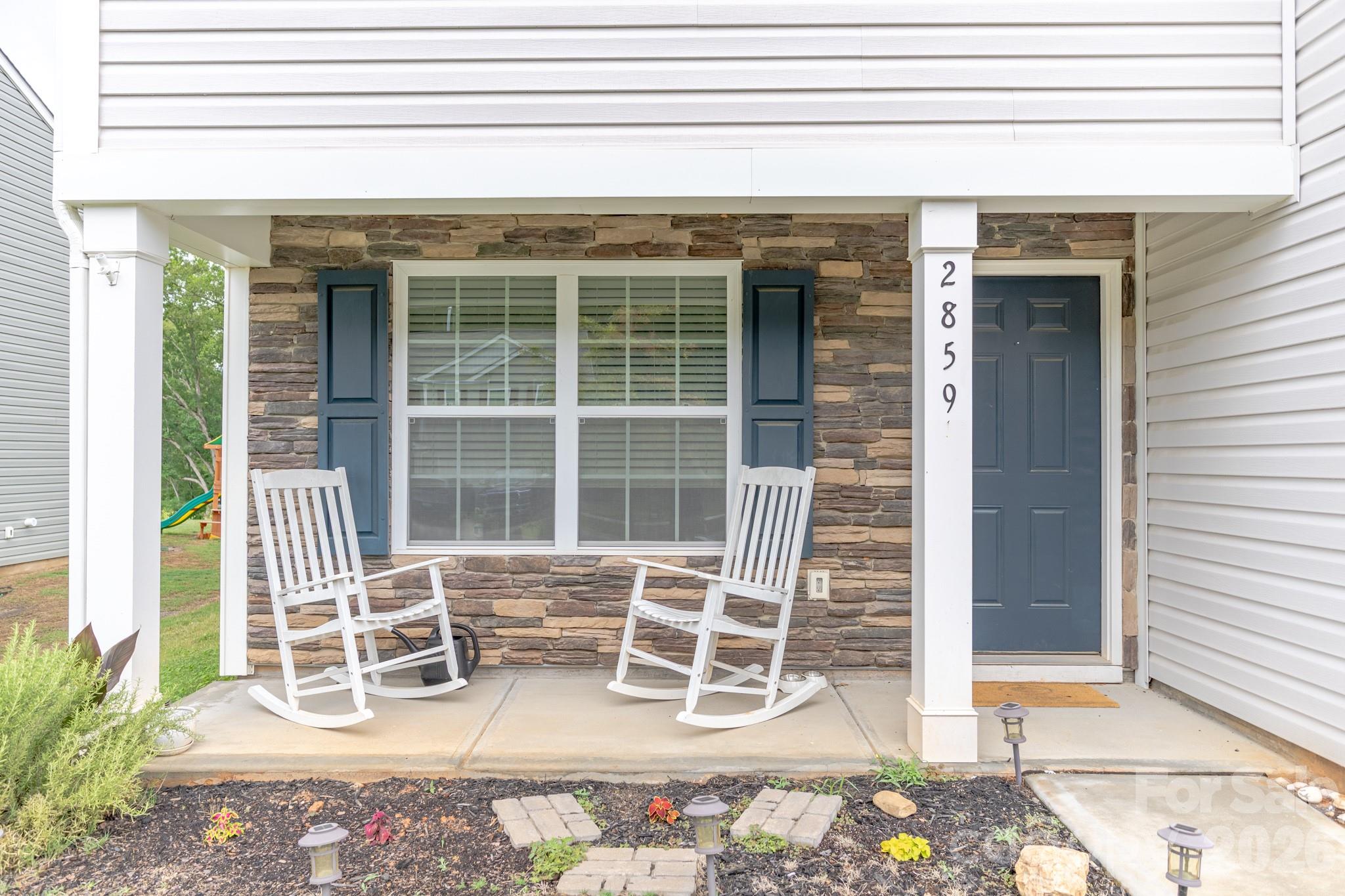 2859 Sherrills Stream Dr, Sherrills Ford, NC 28673