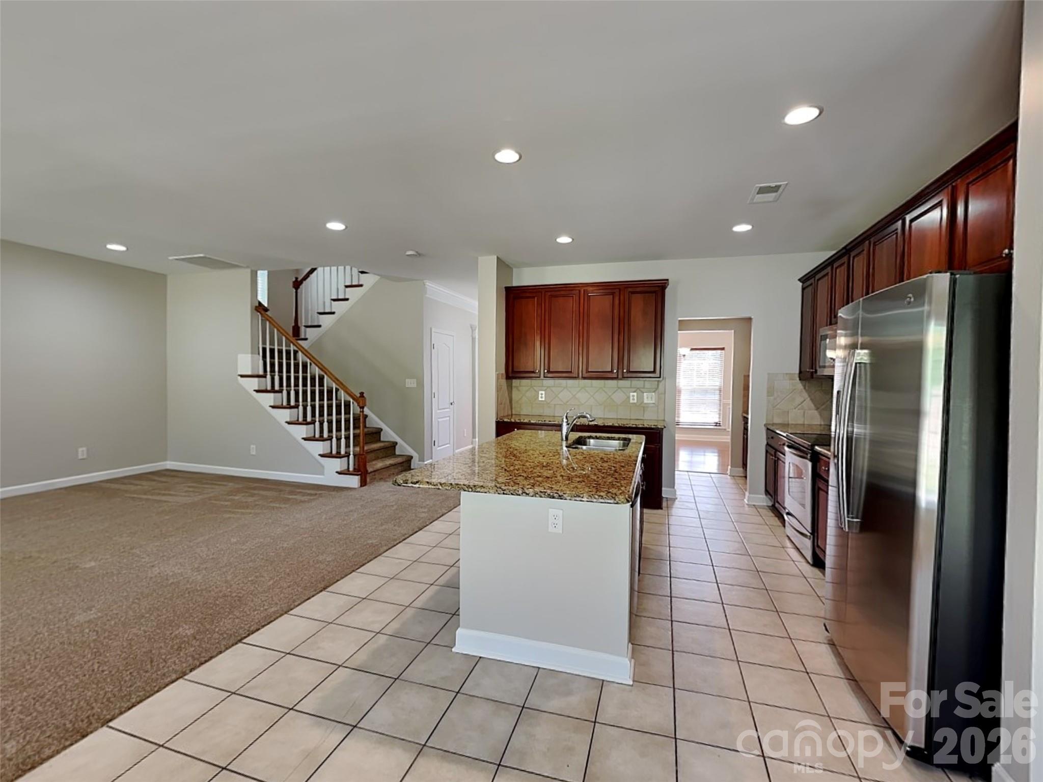 11206 Scottsman Trace Dr, Charlotte, NC 28273