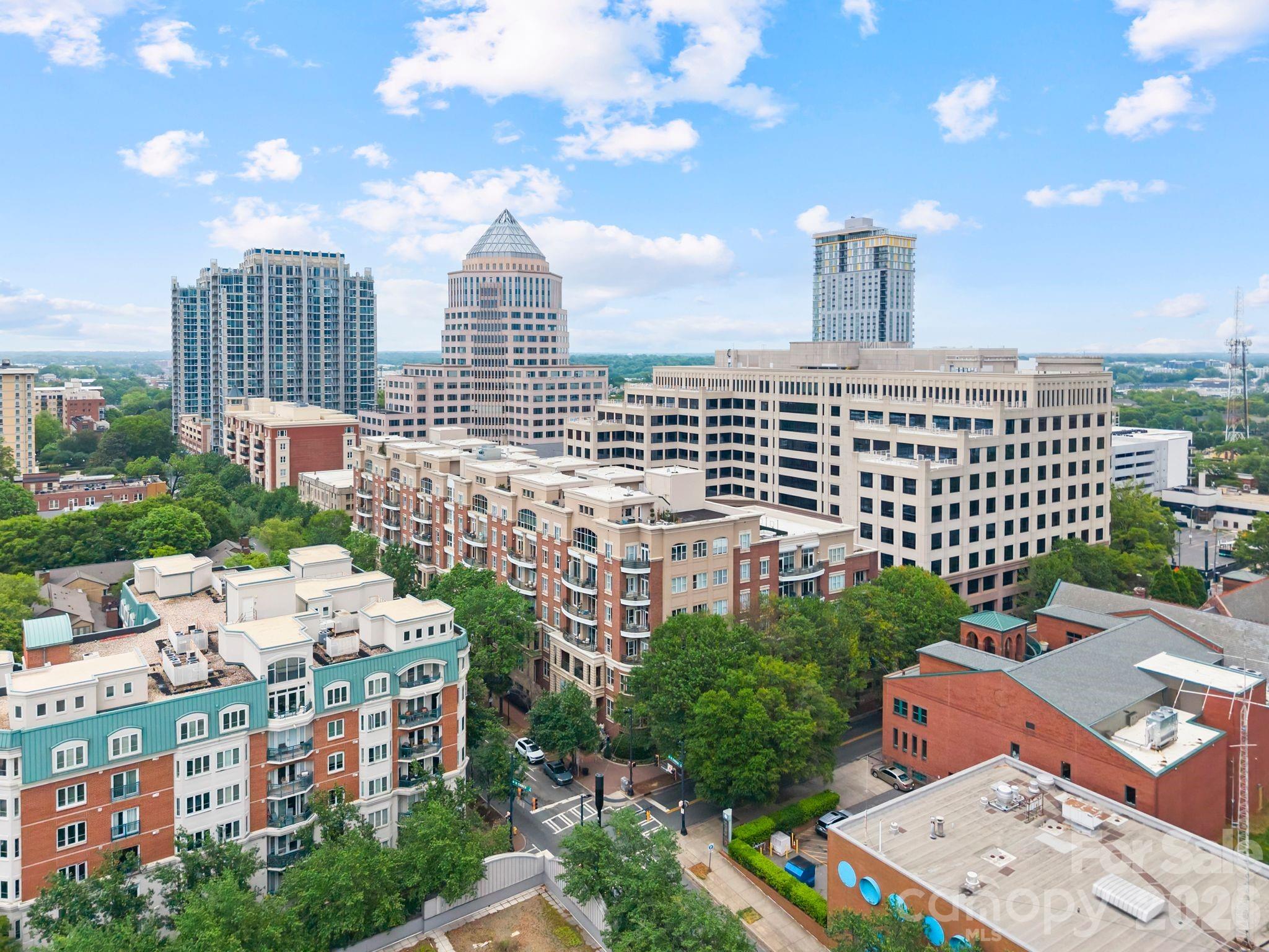 400 N Church St #213, Charlotte, NC 28202