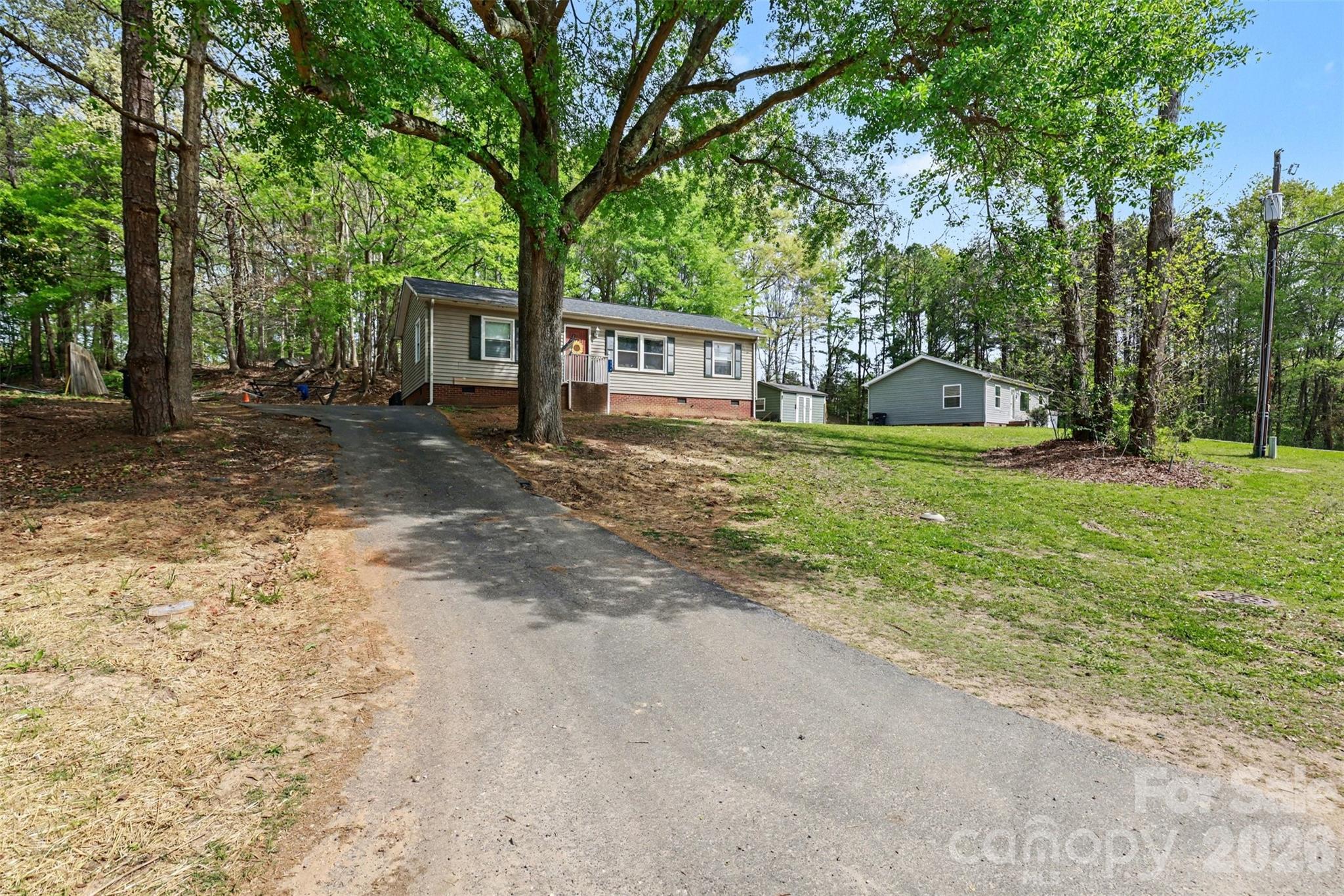 114 State St, Lincolnton, NC 28092