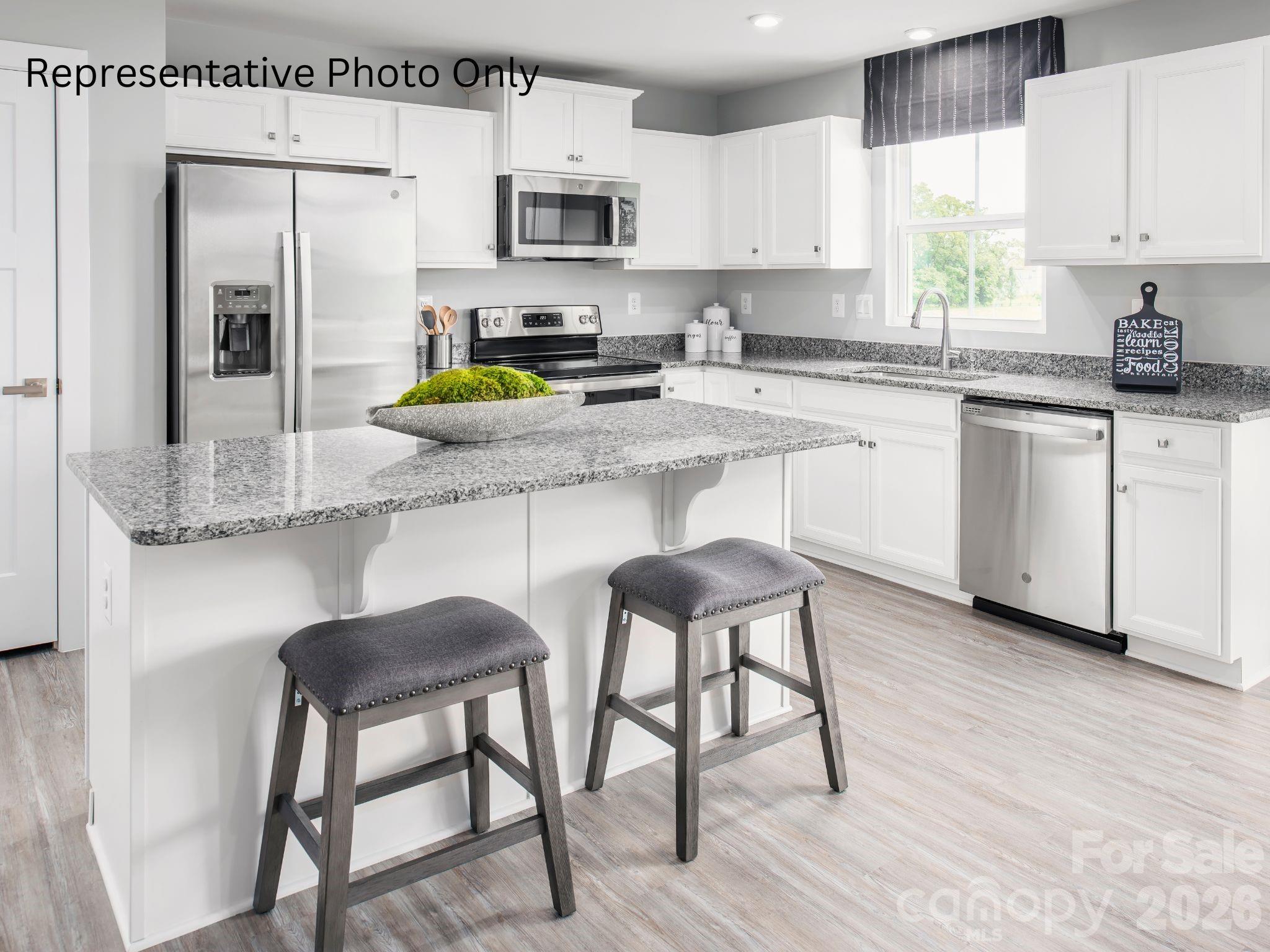 930 Pemberley St, Lancaster, SC 29720