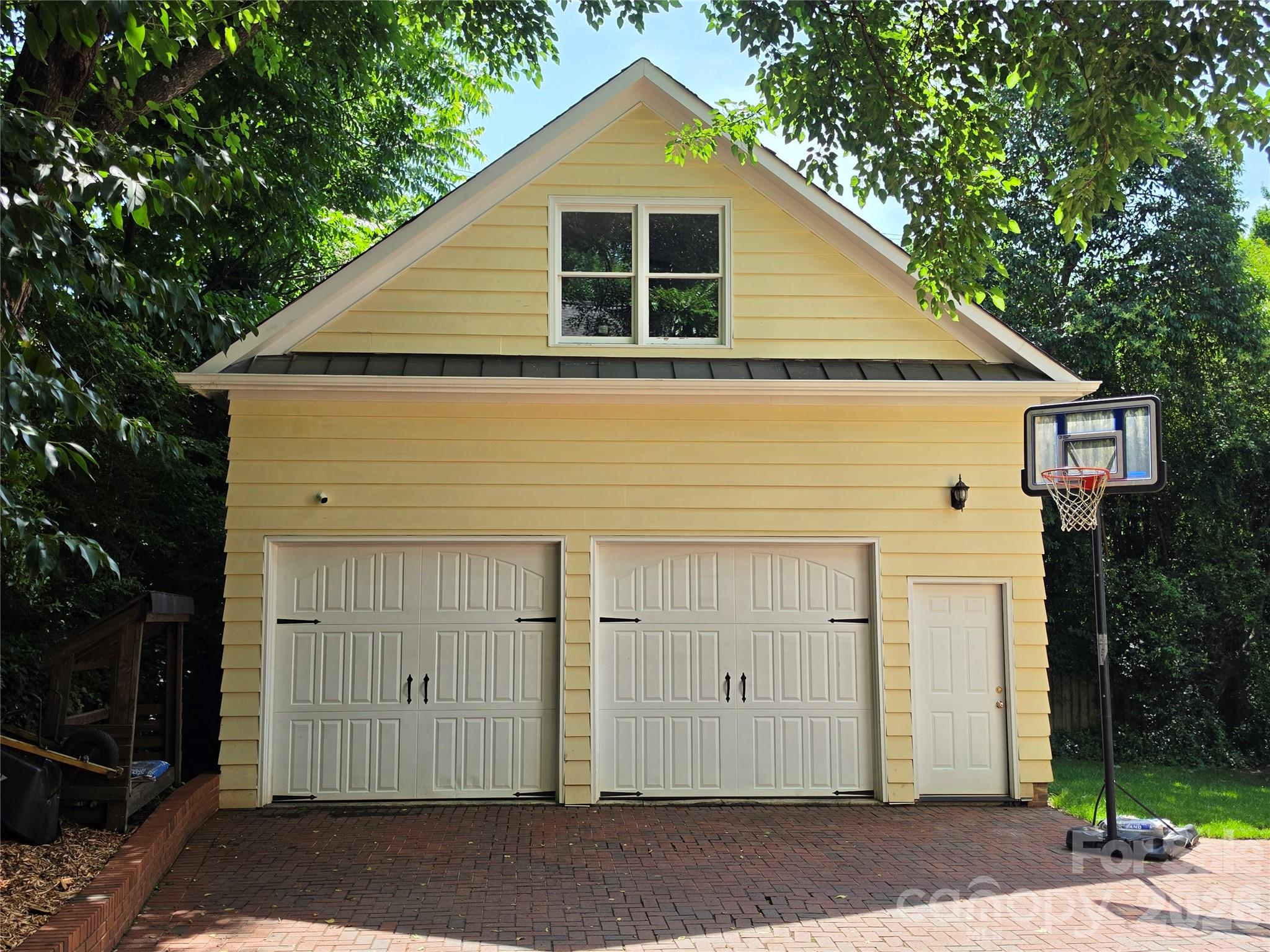 2623 Roswell Ave, Charlotte, NC 28209