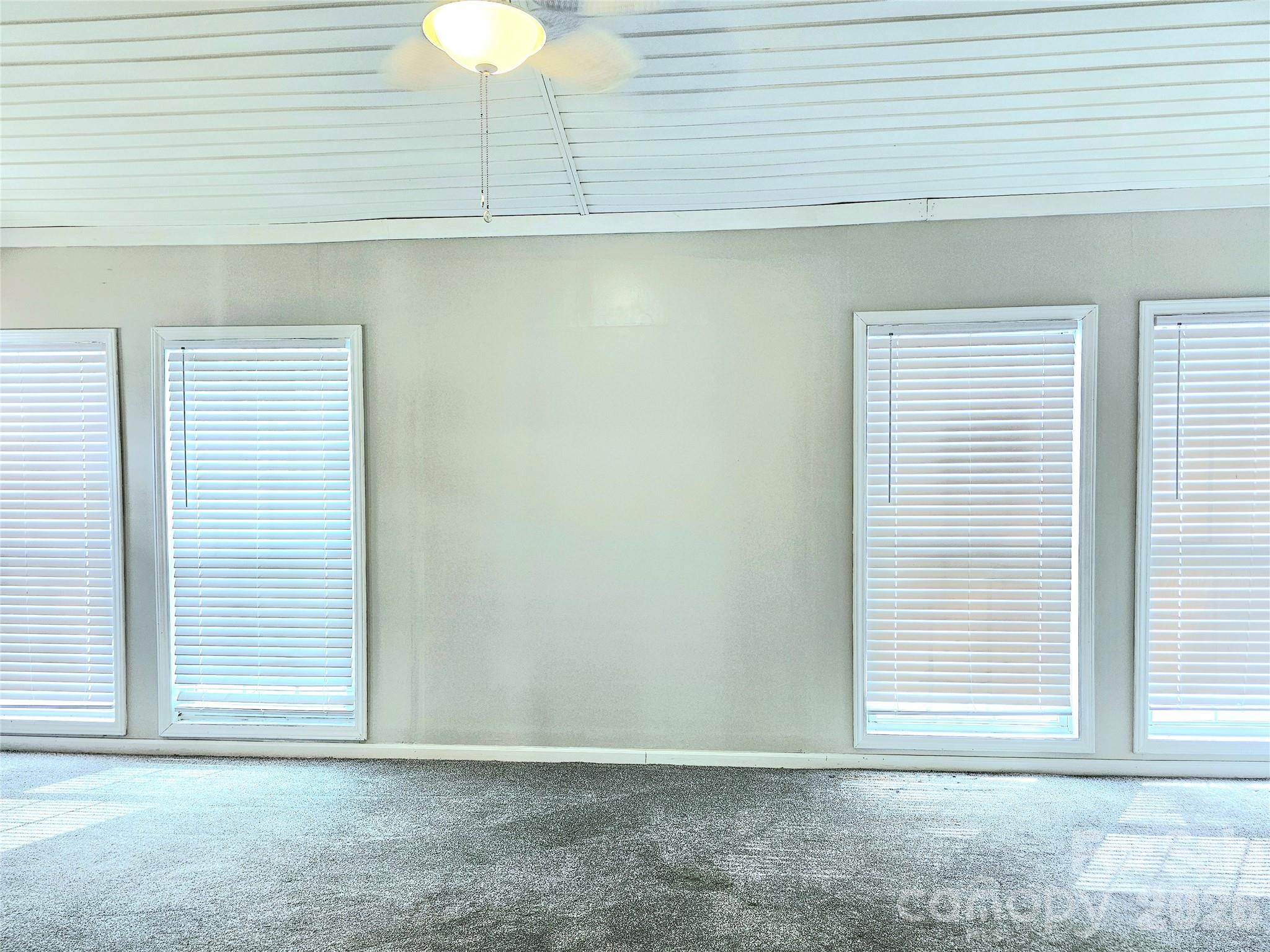 2843 Lakeshore Dr, Chester, SC 29706