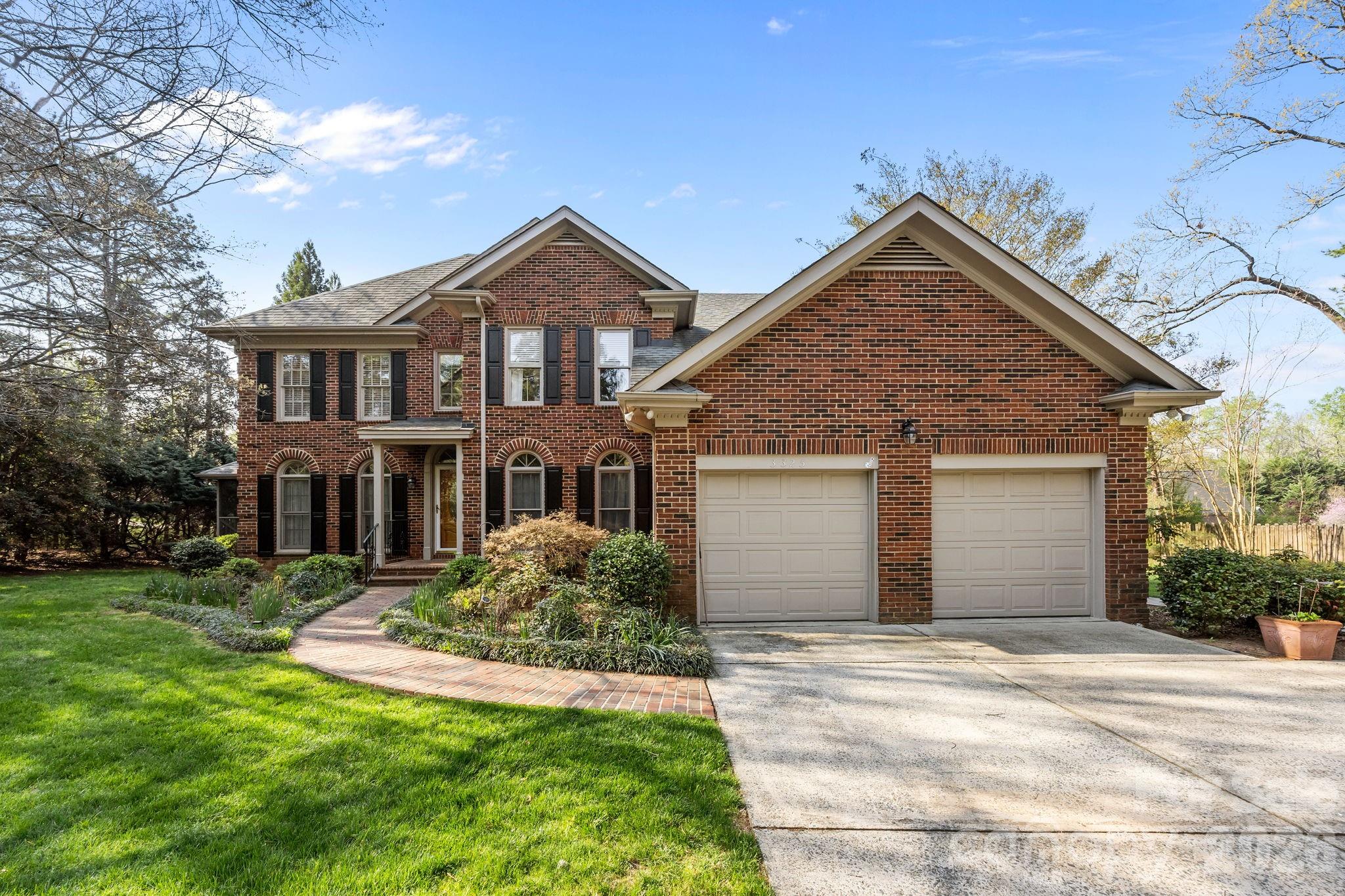 3325 Tilley Morris Rd, Matthews, NC 28105