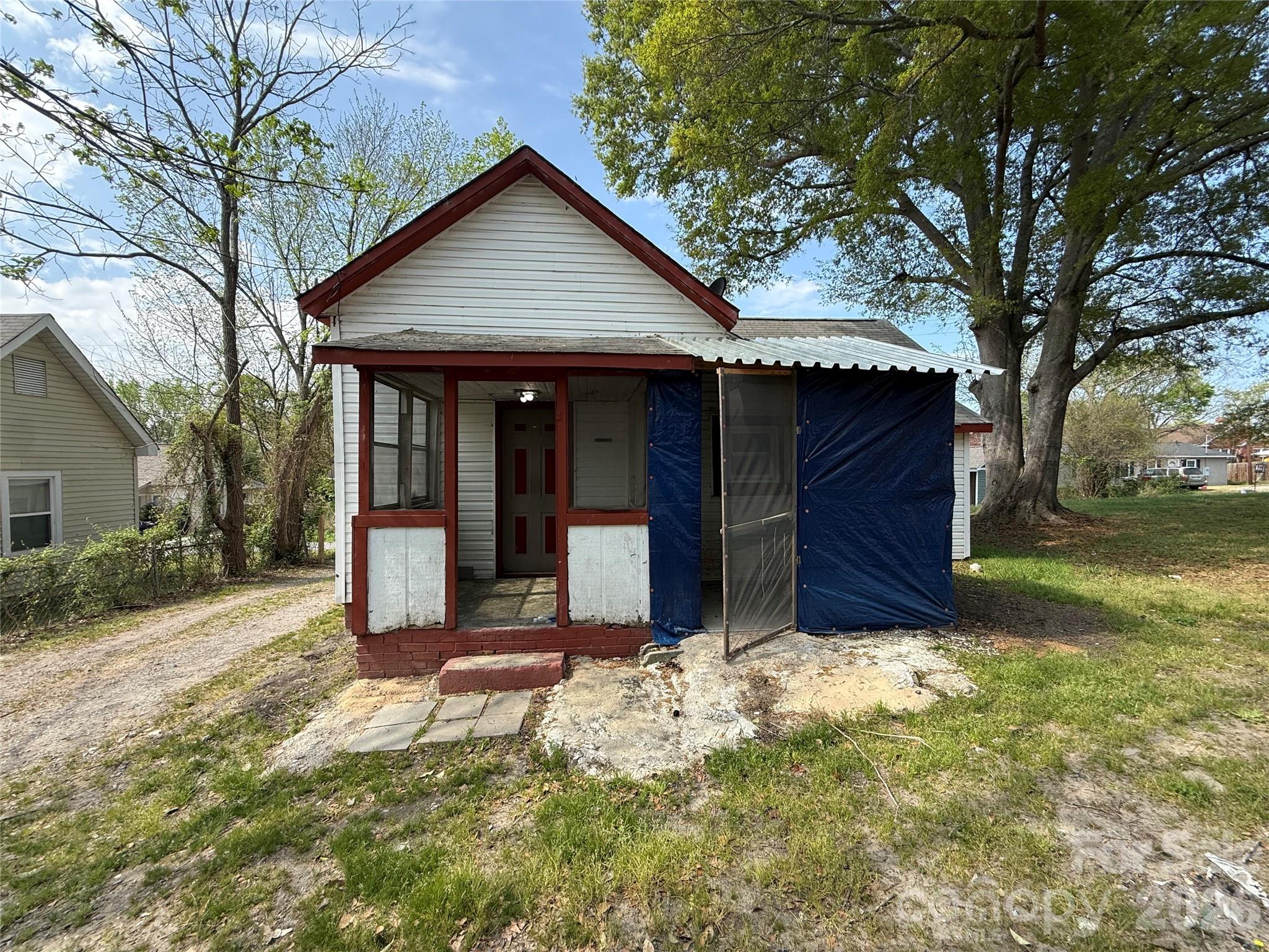 965 13th St, Lancaster, SC 29720