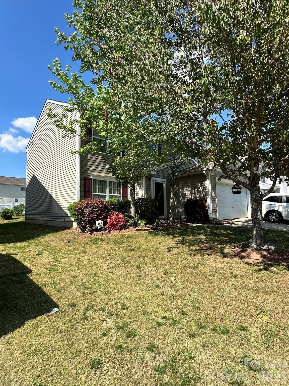 4722 Mortonhall Rd, Charlotte, NC 28215