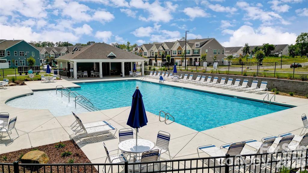4364 Black Ct, Harrisburg, NC 28075