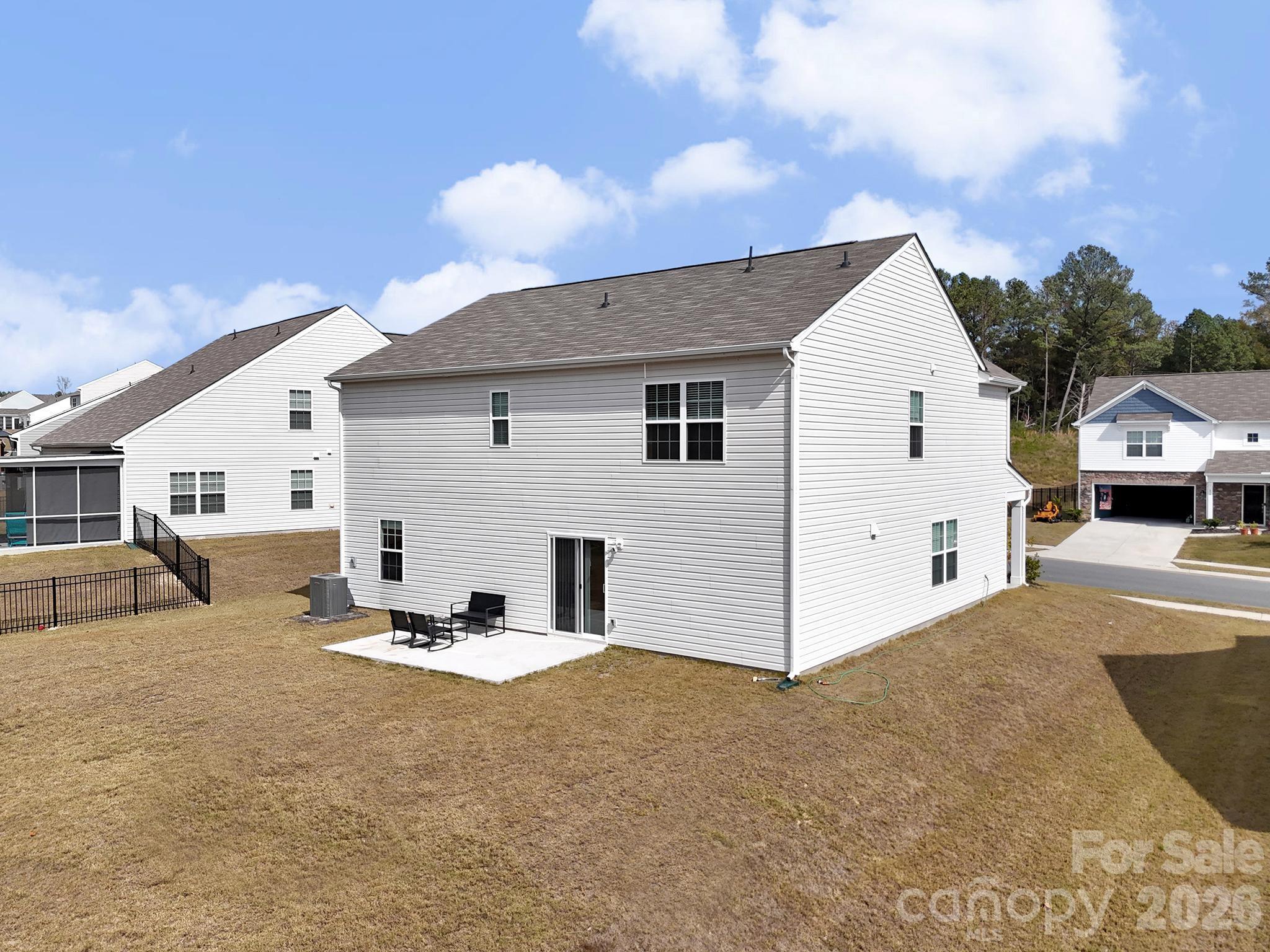 657 Mile Creek Rd, Edgemoor, SC 29712