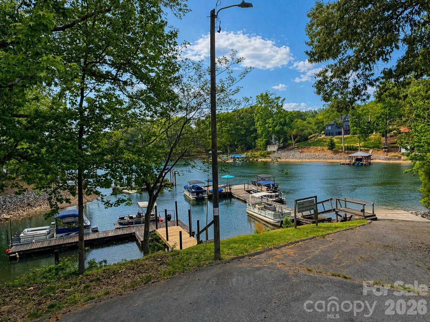 125 Mimosa Rd, Statesville, NC 28677