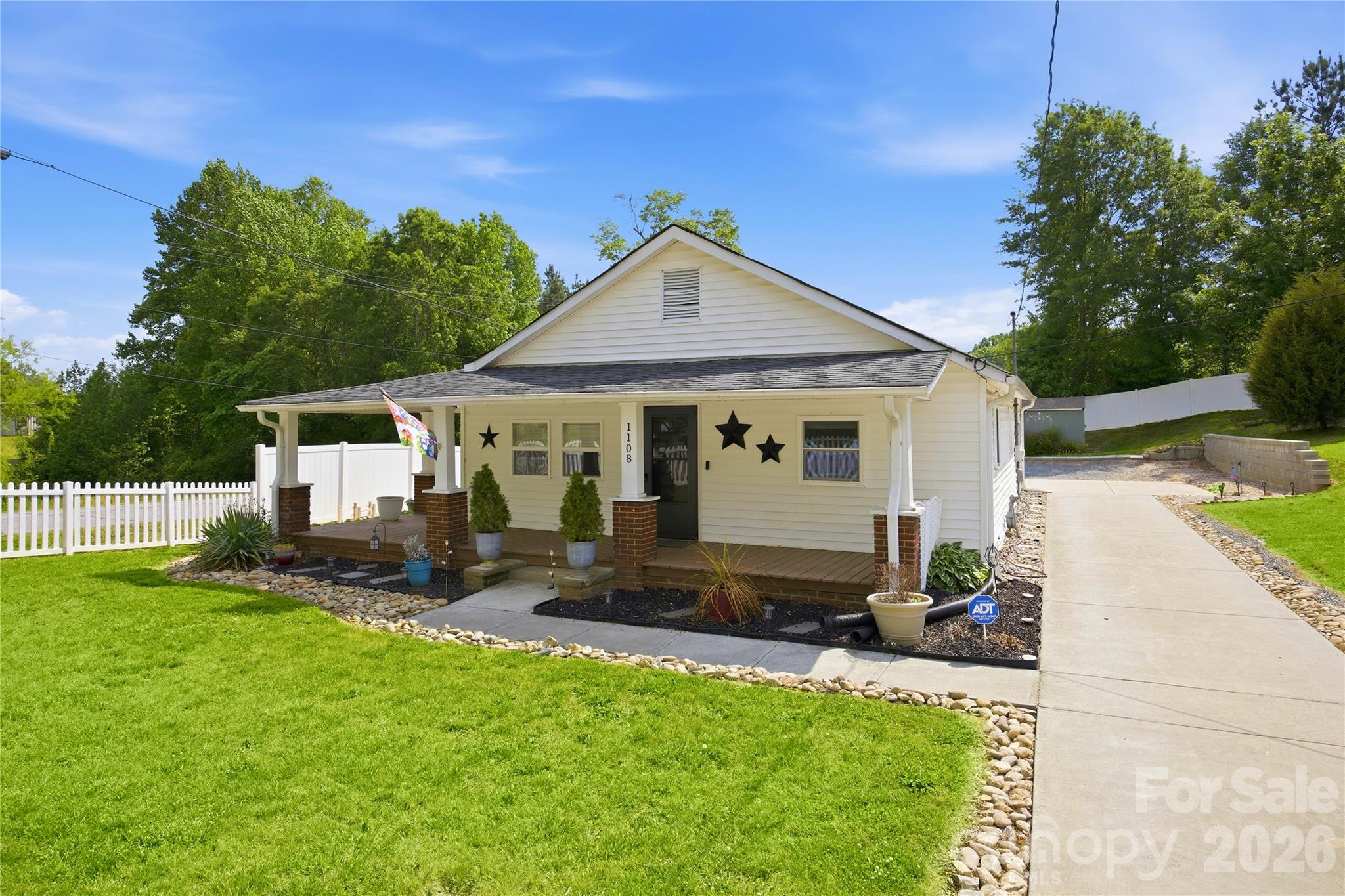 1108 Skyland St, Kannapolis, NC 28083