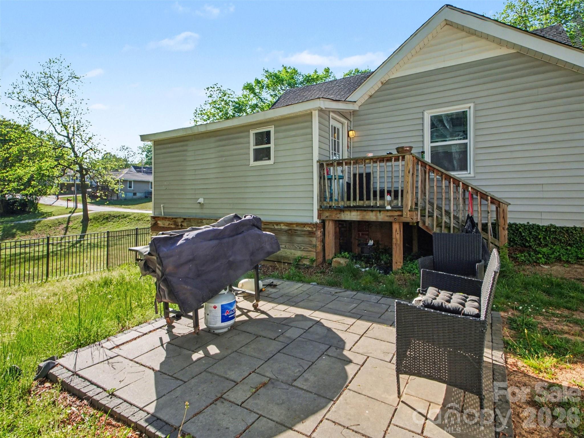 92 Saint Charles Ave NE, Concord, NC 28025