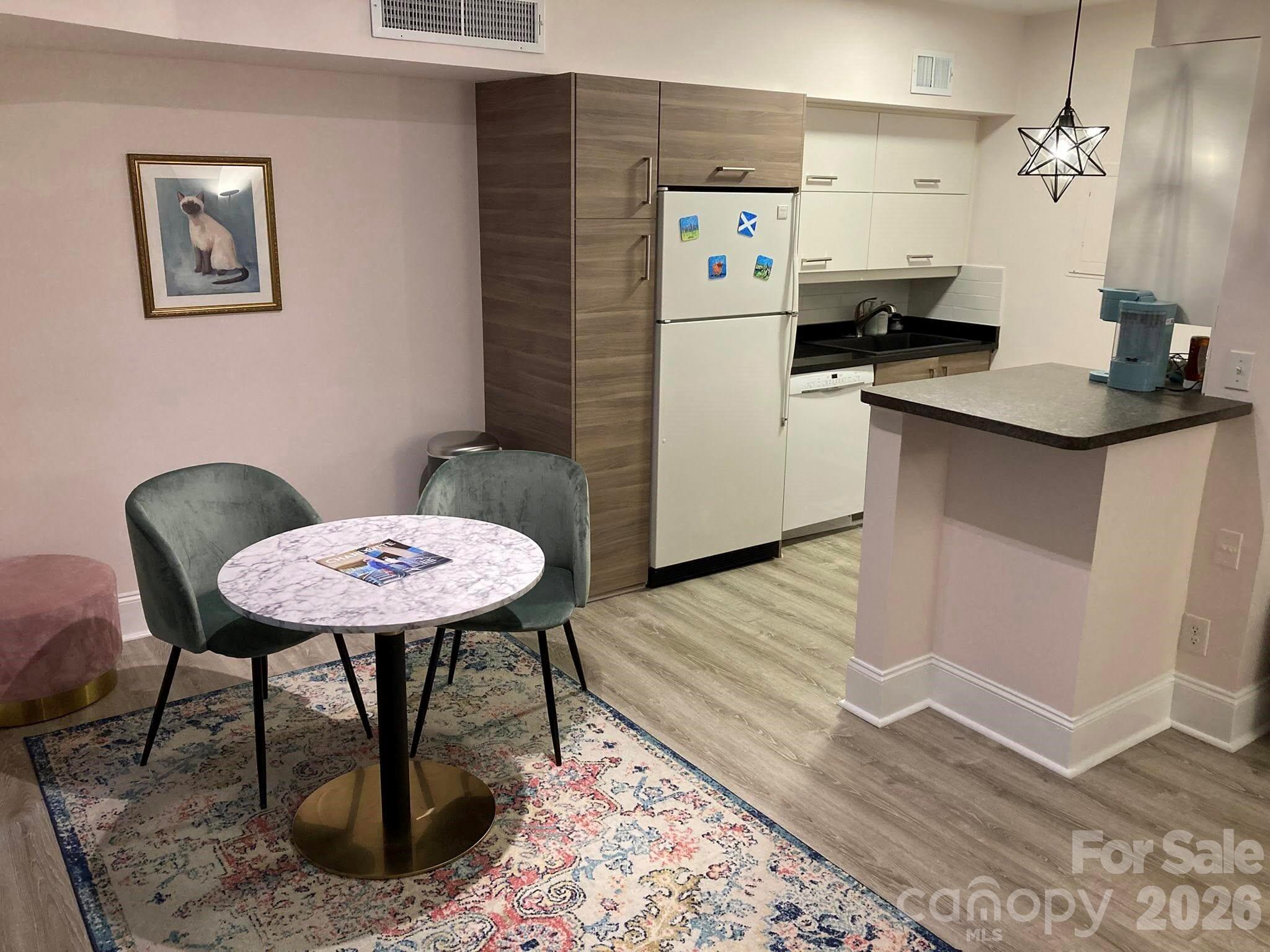 400 Queens Rd #E5, Charlotte, NC 28207