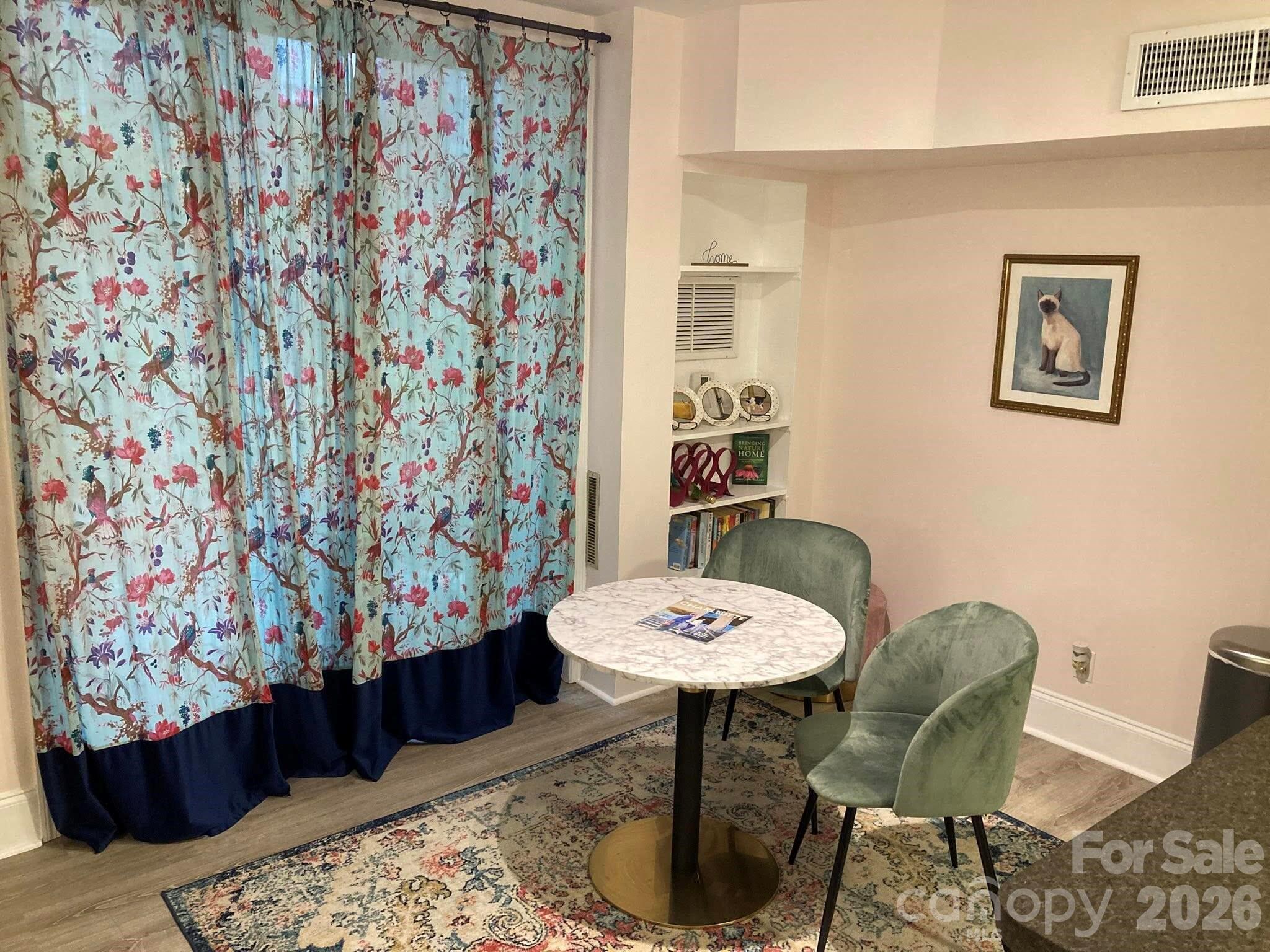 400 Queens Rd #E5, Charlotte, NC 28207