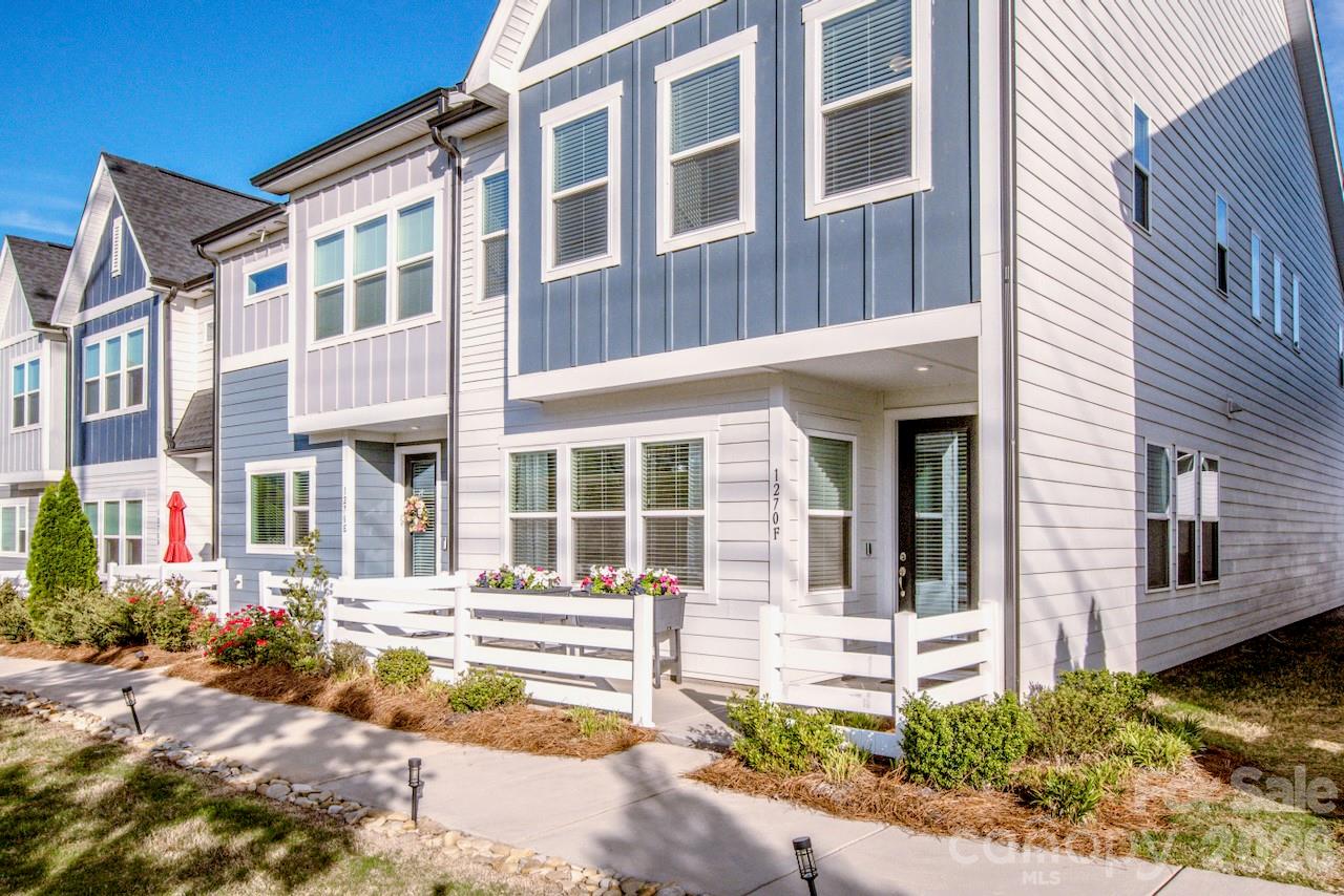 1270 Brawley School Rd #F, Mooresville, NC 28117