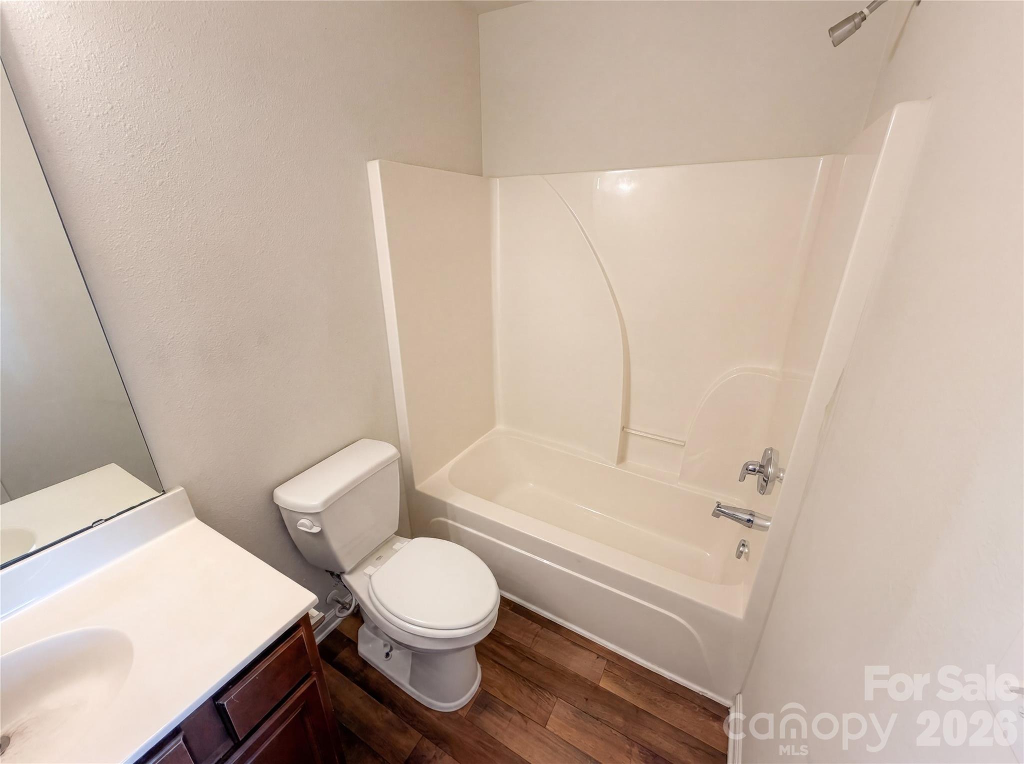 9510 Littleleaf Dr, Charlotte, NC 28215