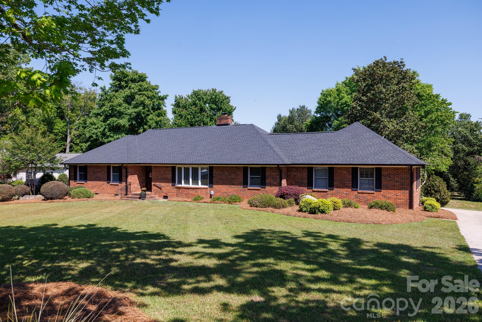 1711 Cricket Rn, York, SC 29745