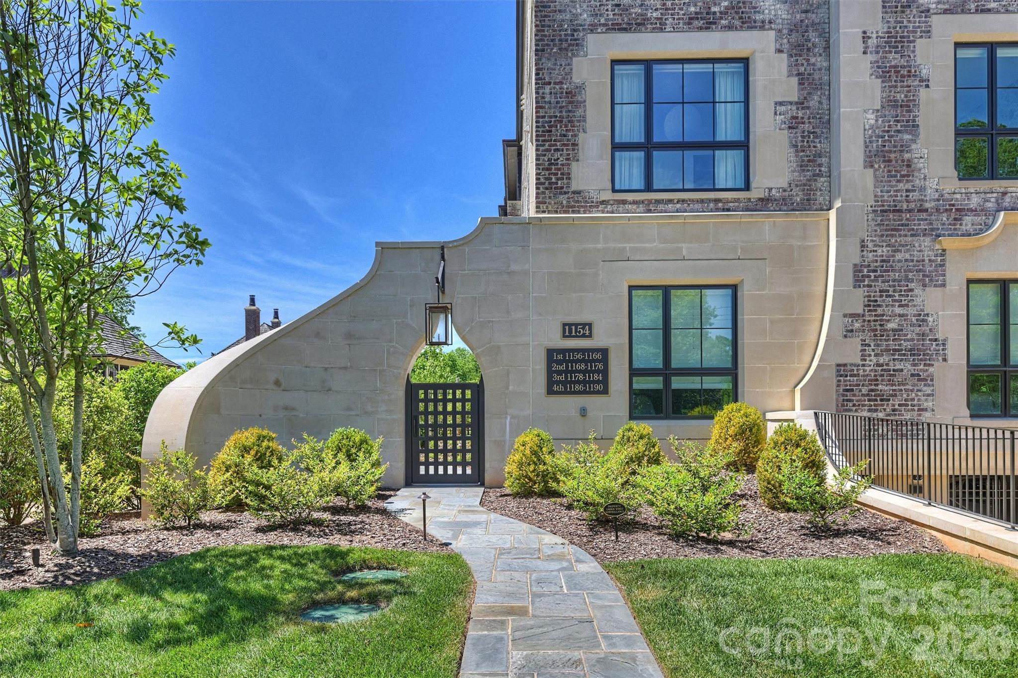 1170 Queens Rd, Charlotte, NC 28207