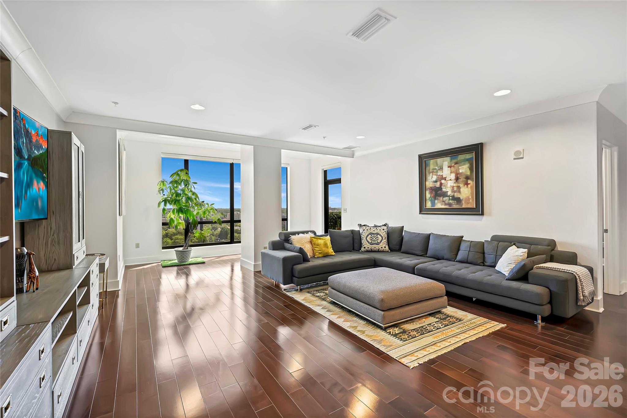222 S Caldwell St #1501, Charlotte, NC 28202