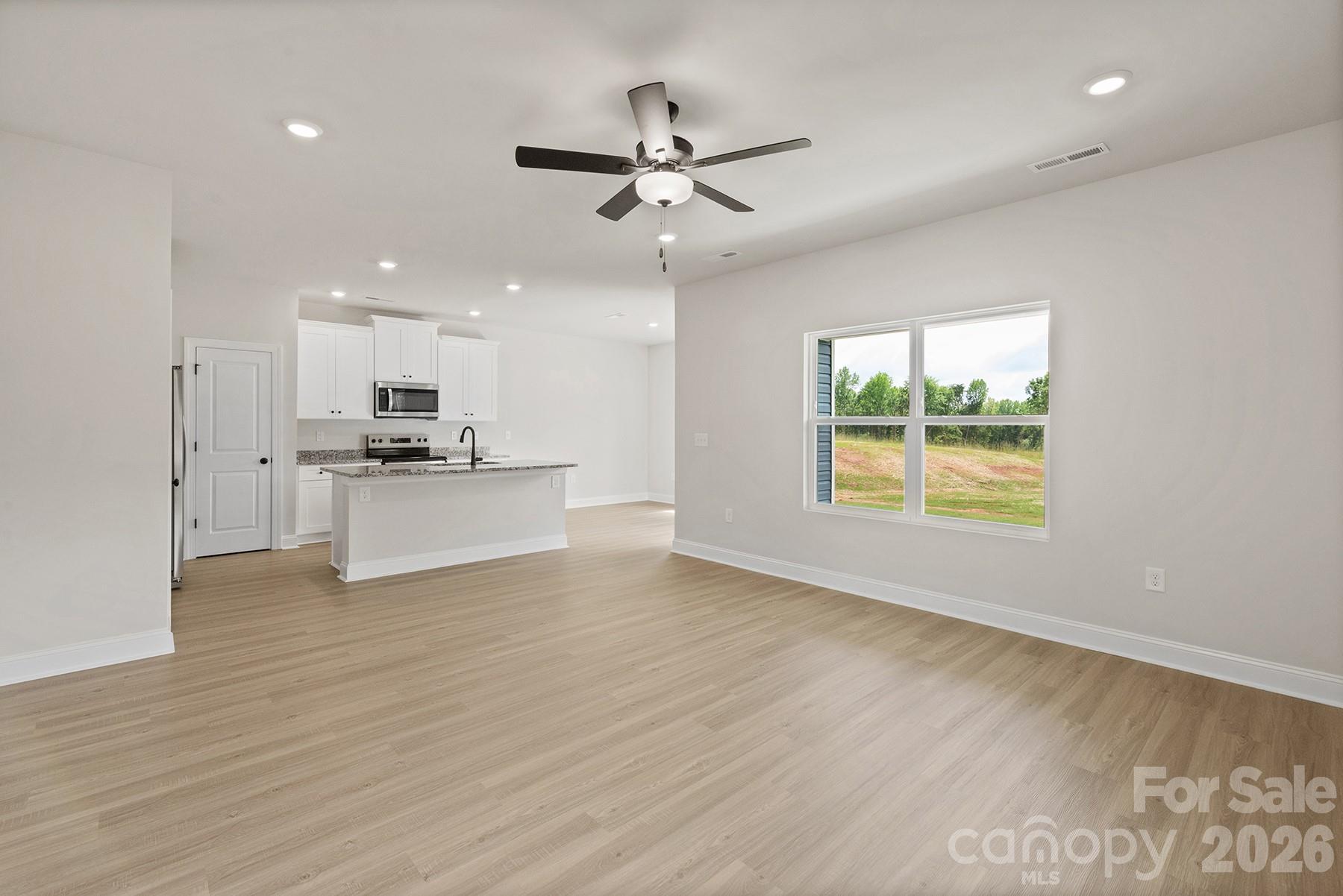 3334 Yorkshire Dr, Gastonia, NC 28052