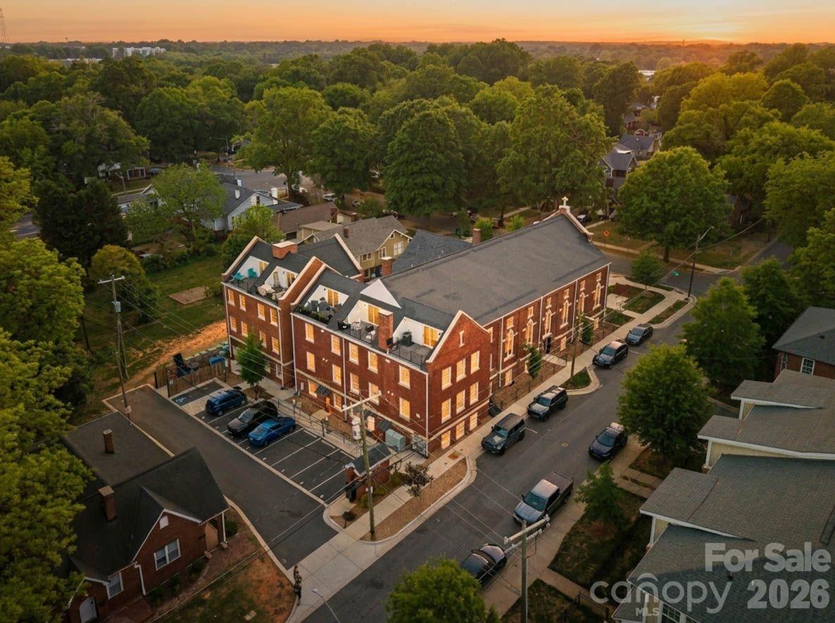 201 Grandin Rd #13, Charlotte, NC 28208