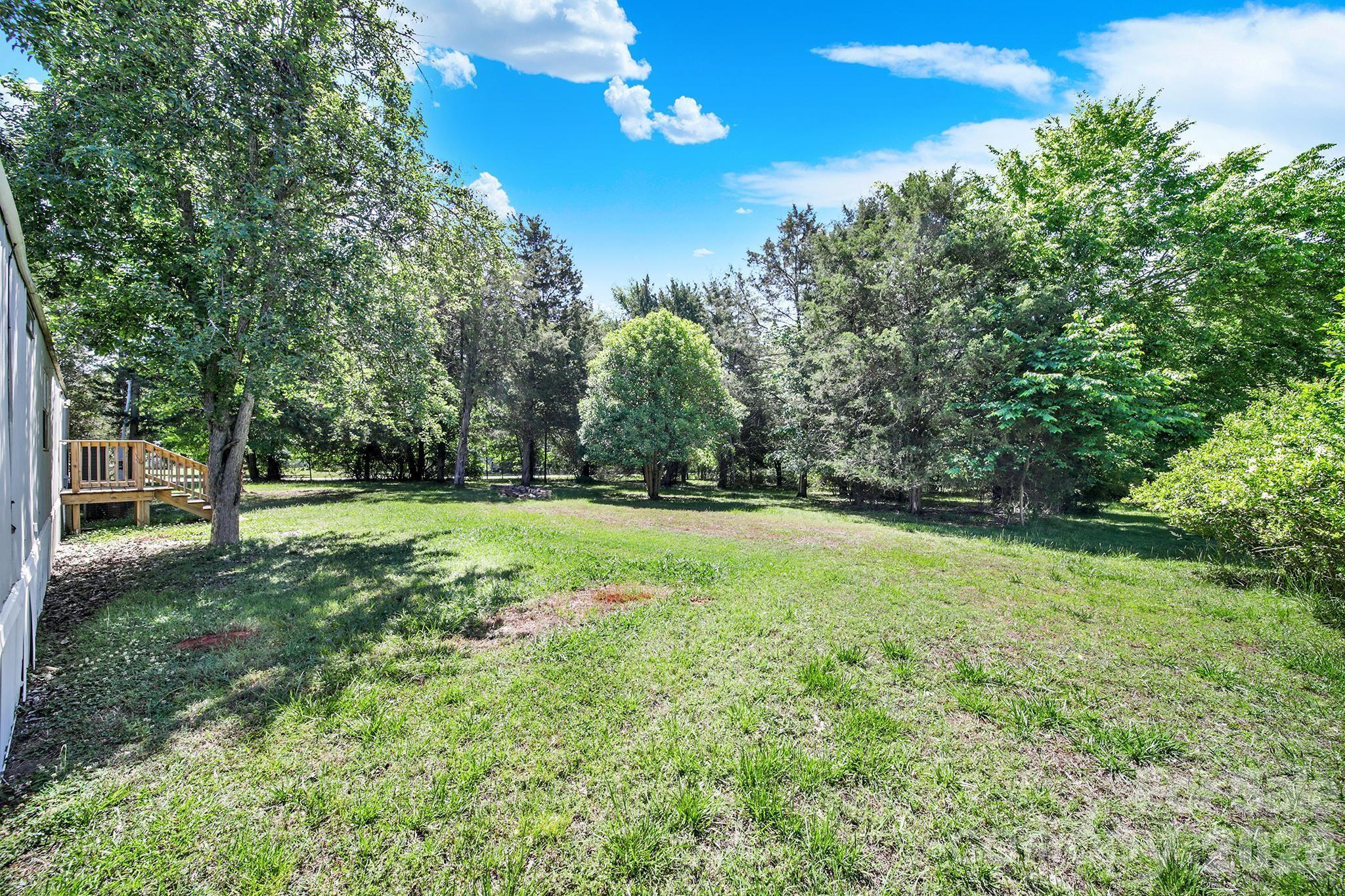 6067 Lake Wylie Rd, Lake Wylie, SC 29710