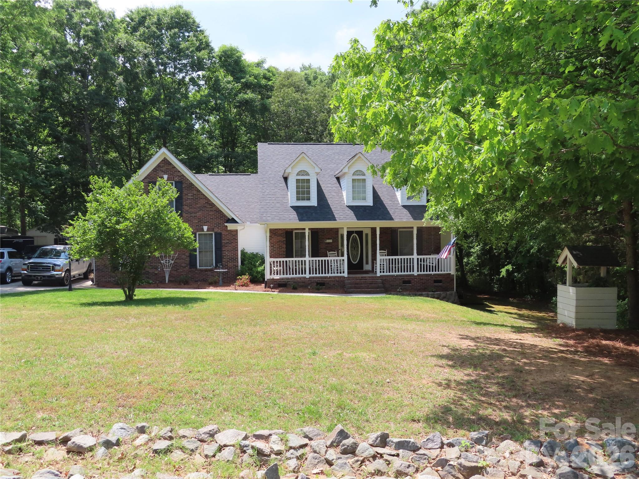 300 Tradewinds Ln, York, SC 29745