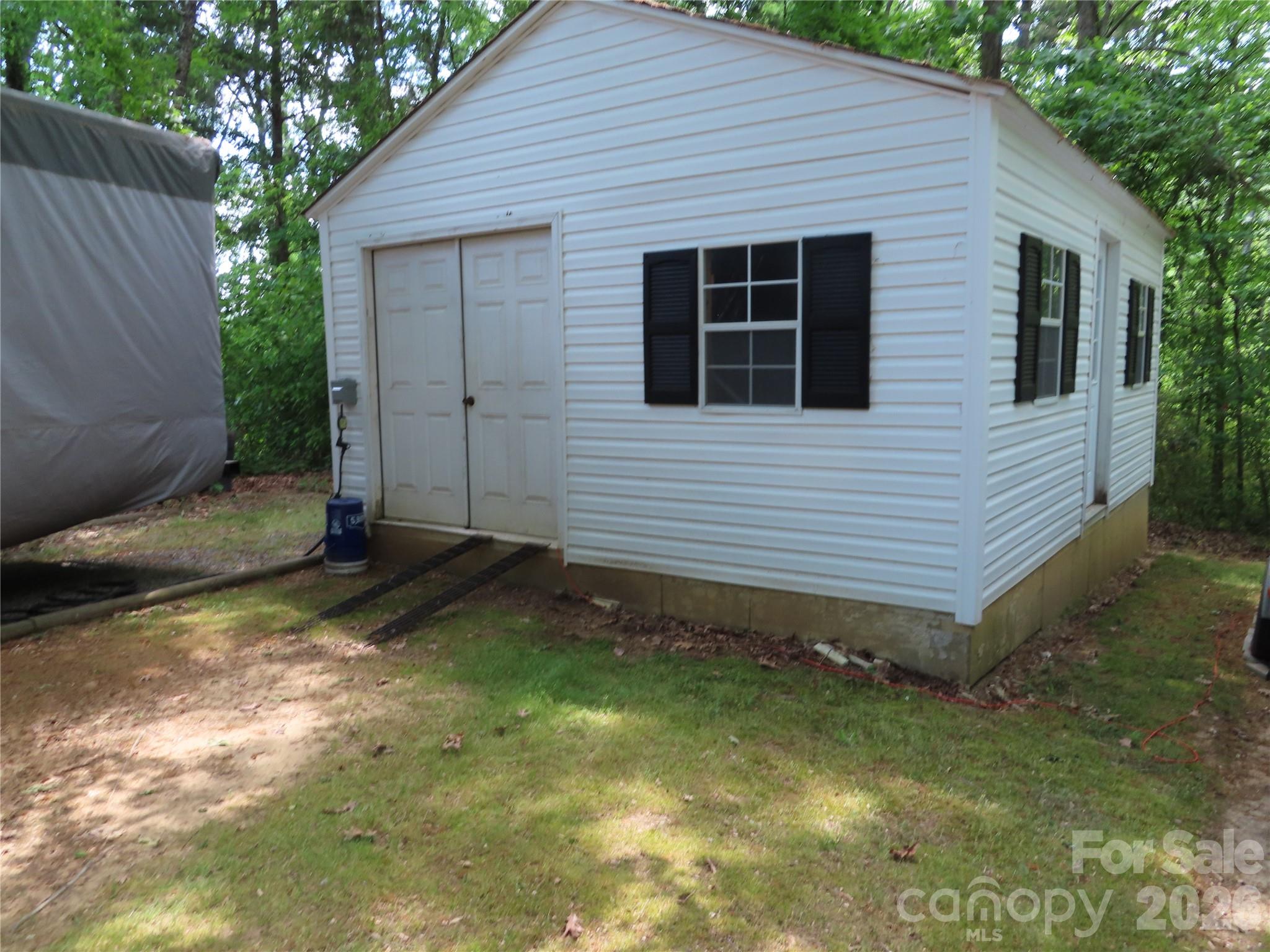 300 Tradewinds Ln, York, SC 29745