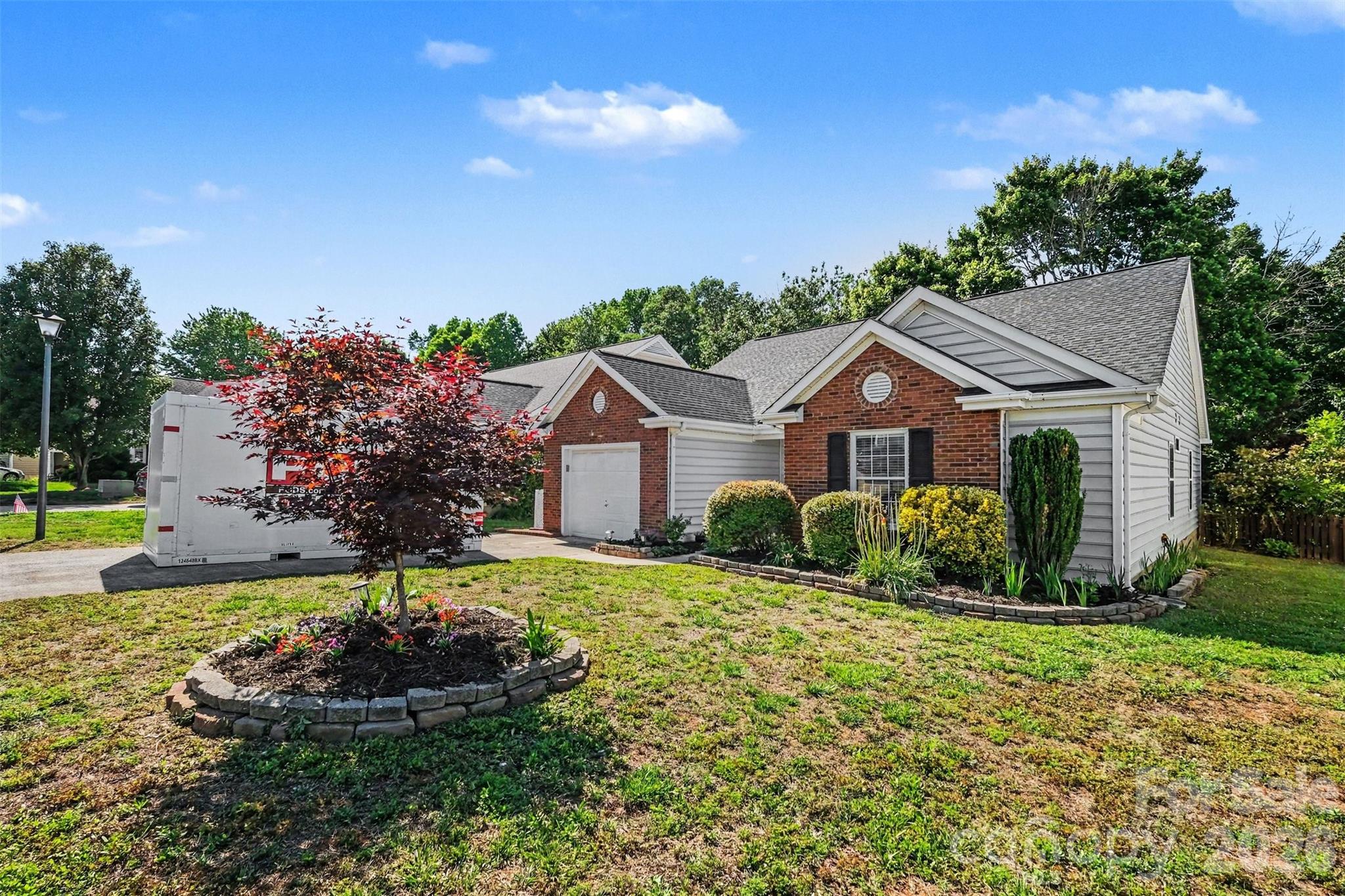 526 Carlisle Dr, Indian Trail, NC 28079