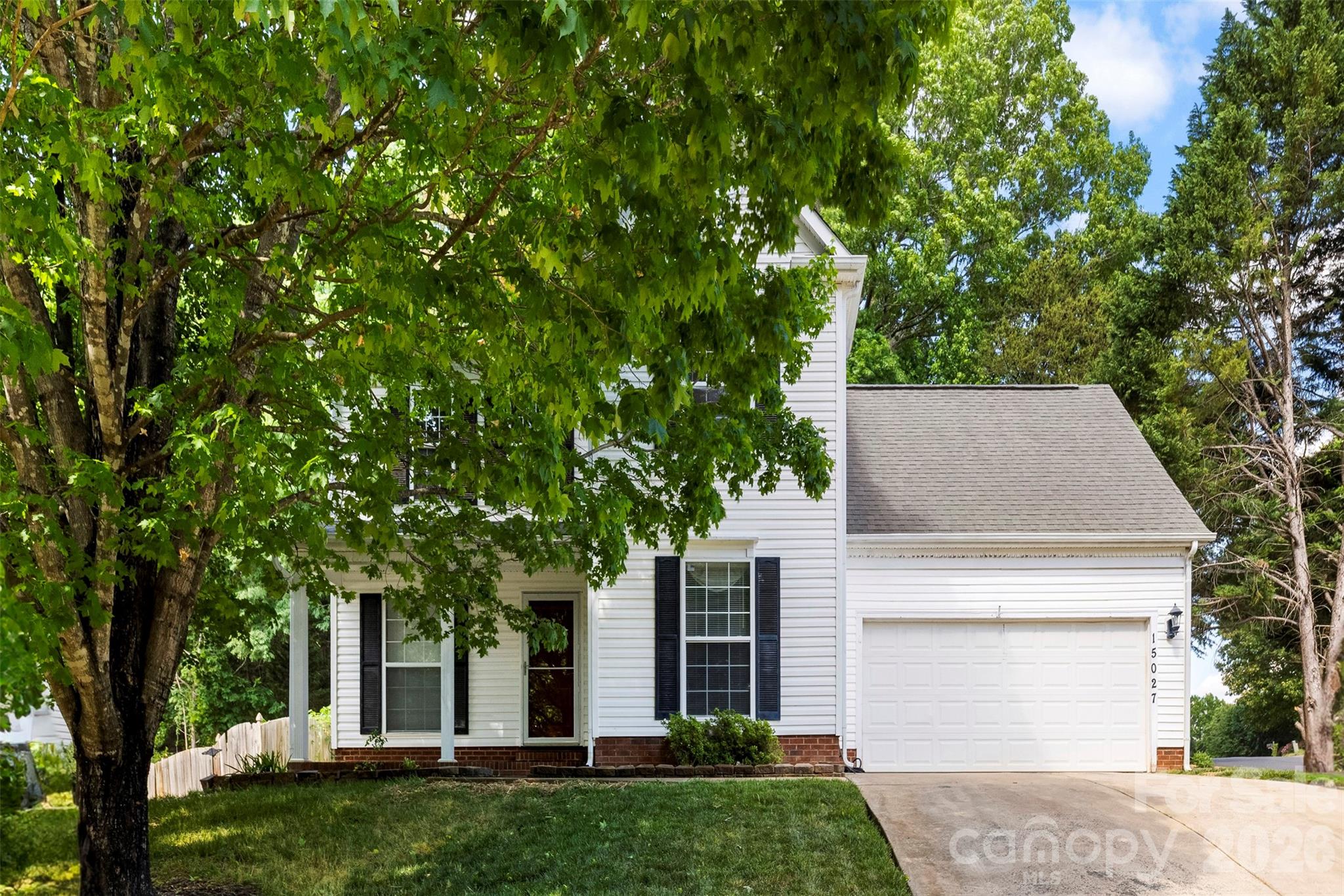 15027 Ashlight Dr, Charlotte, NC 28278
