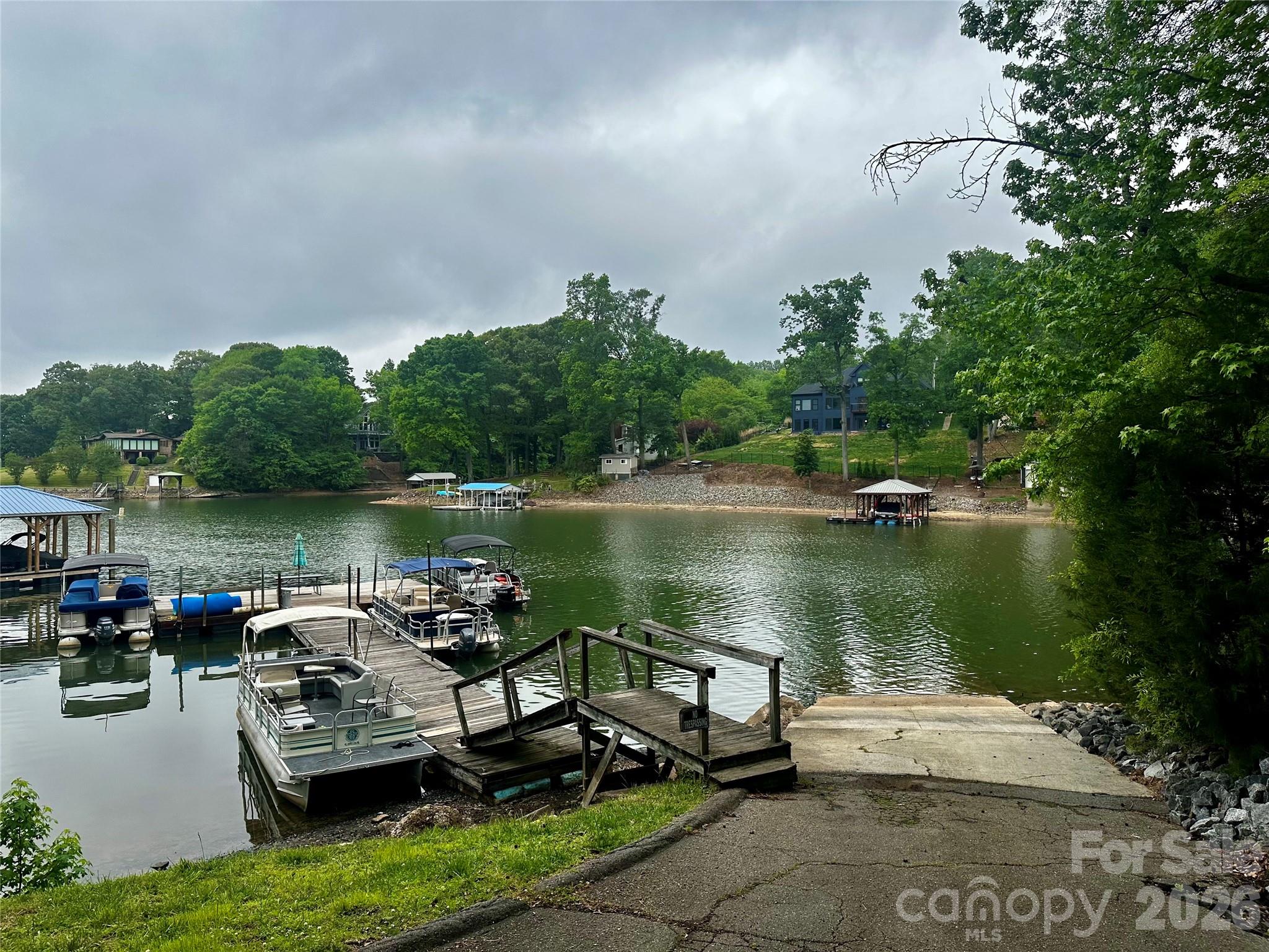 263 Spring Shore Rd, Statesville, NC 28677