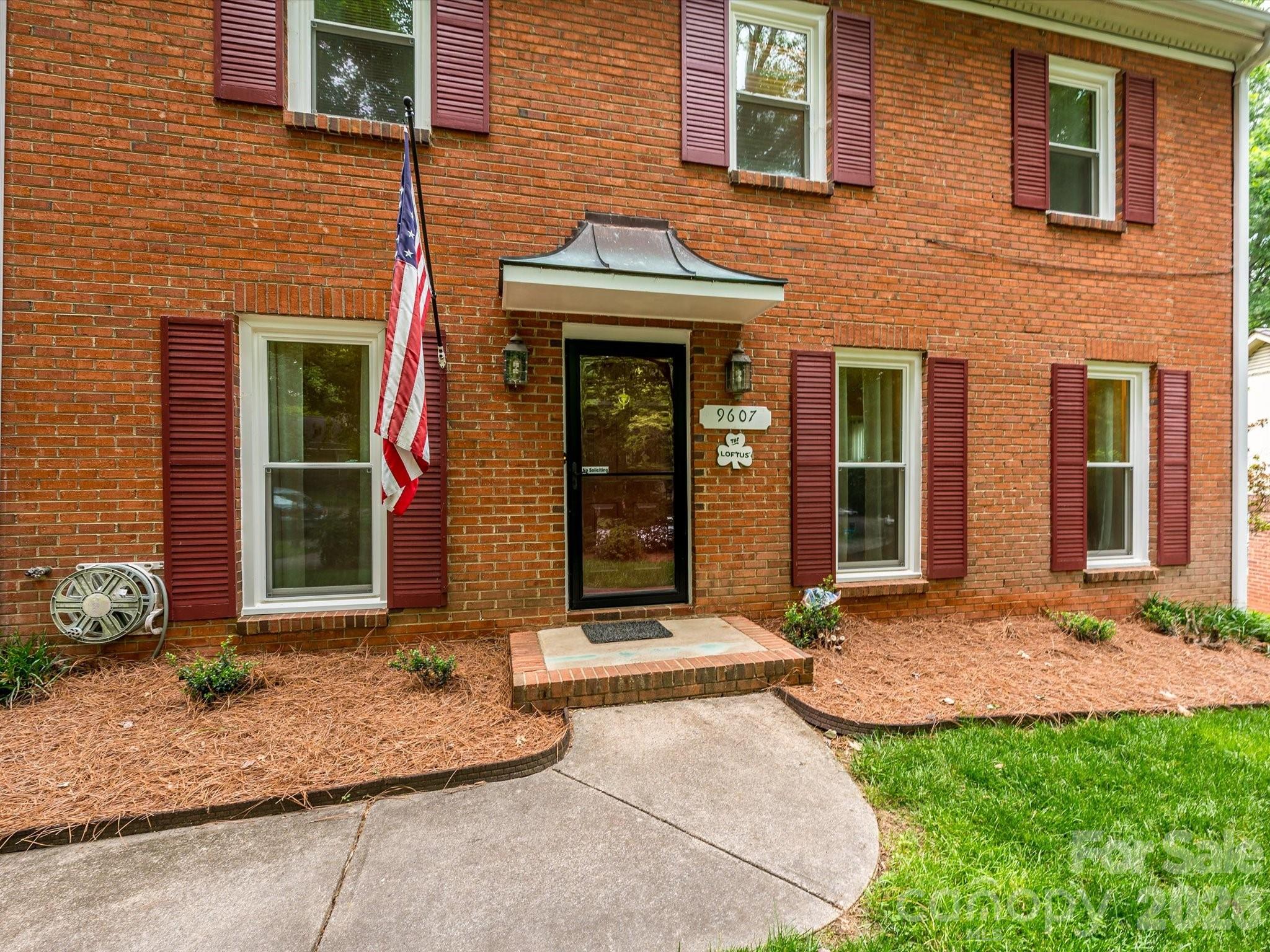 9607 Riddick Pl, Matthews, NC 28105