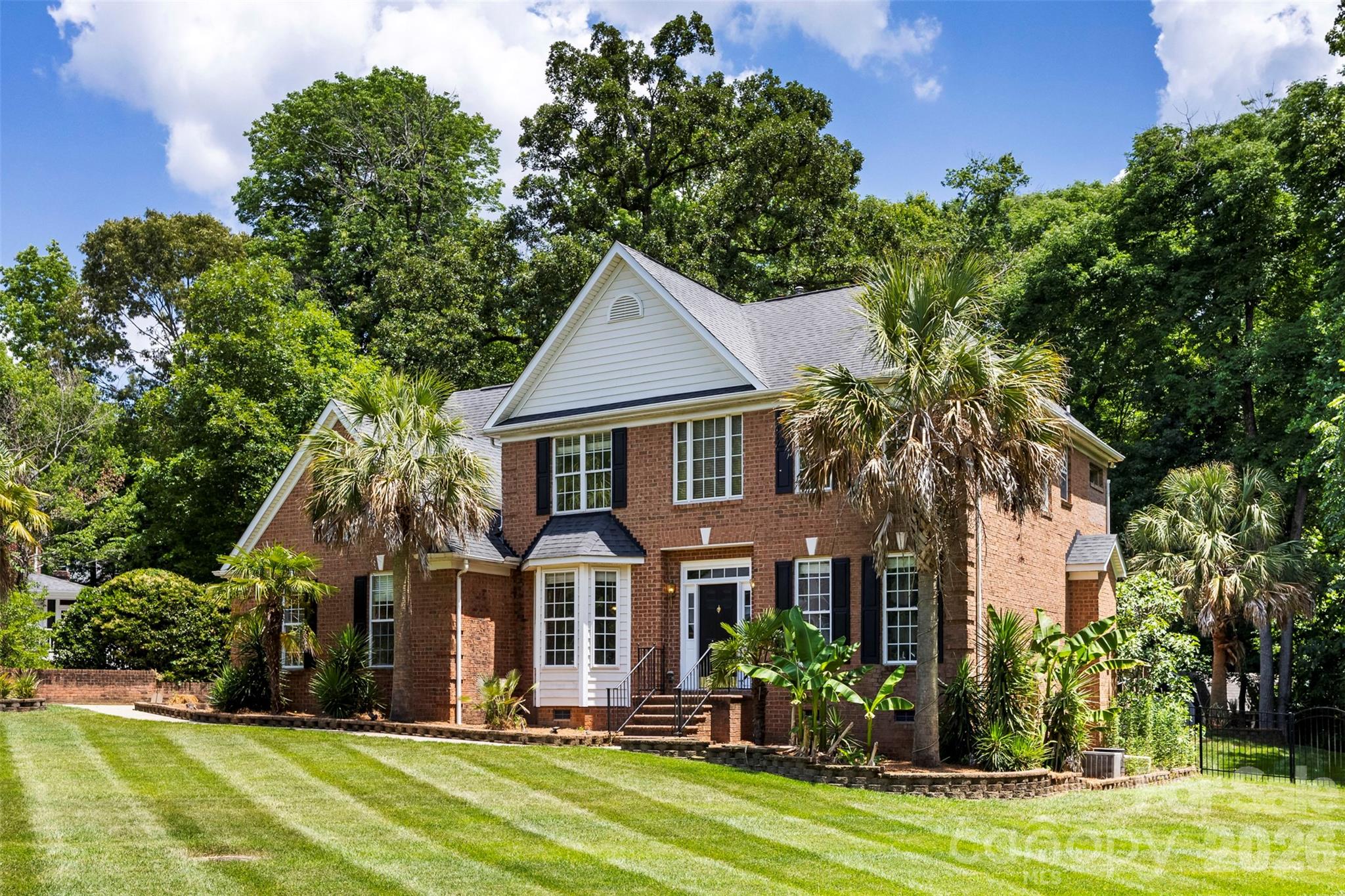 6520 Hollow Oak Dr, Mint Hill, NC 28227