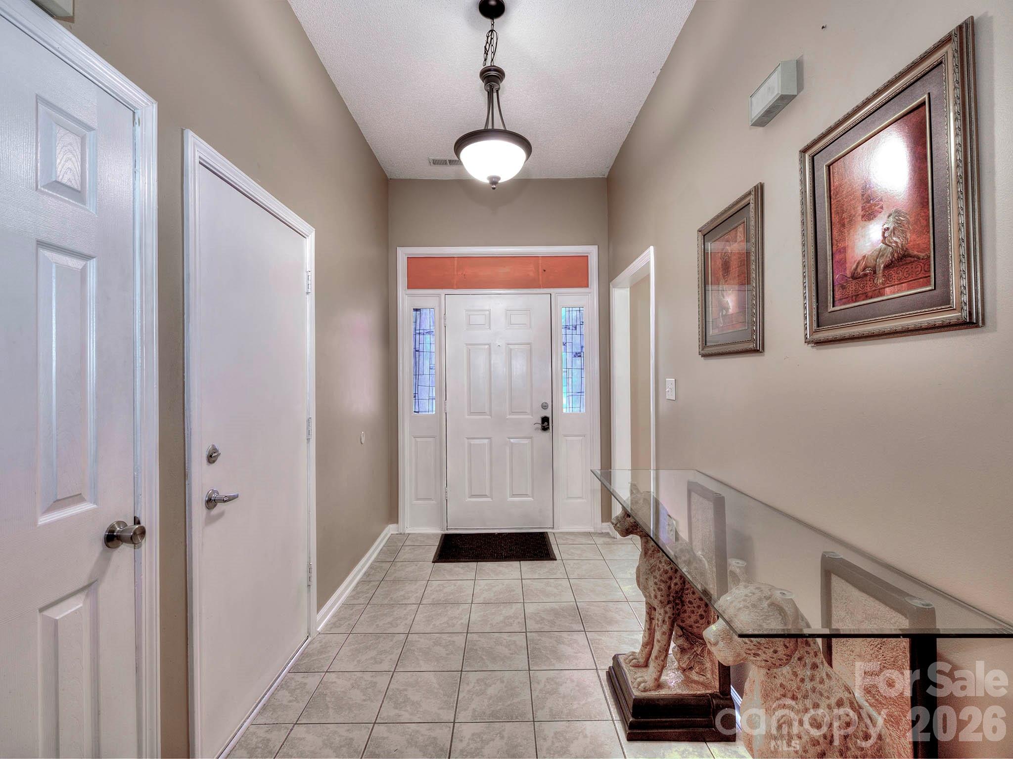 3102 Mintleaf Dr, Charlotte, NC 28269