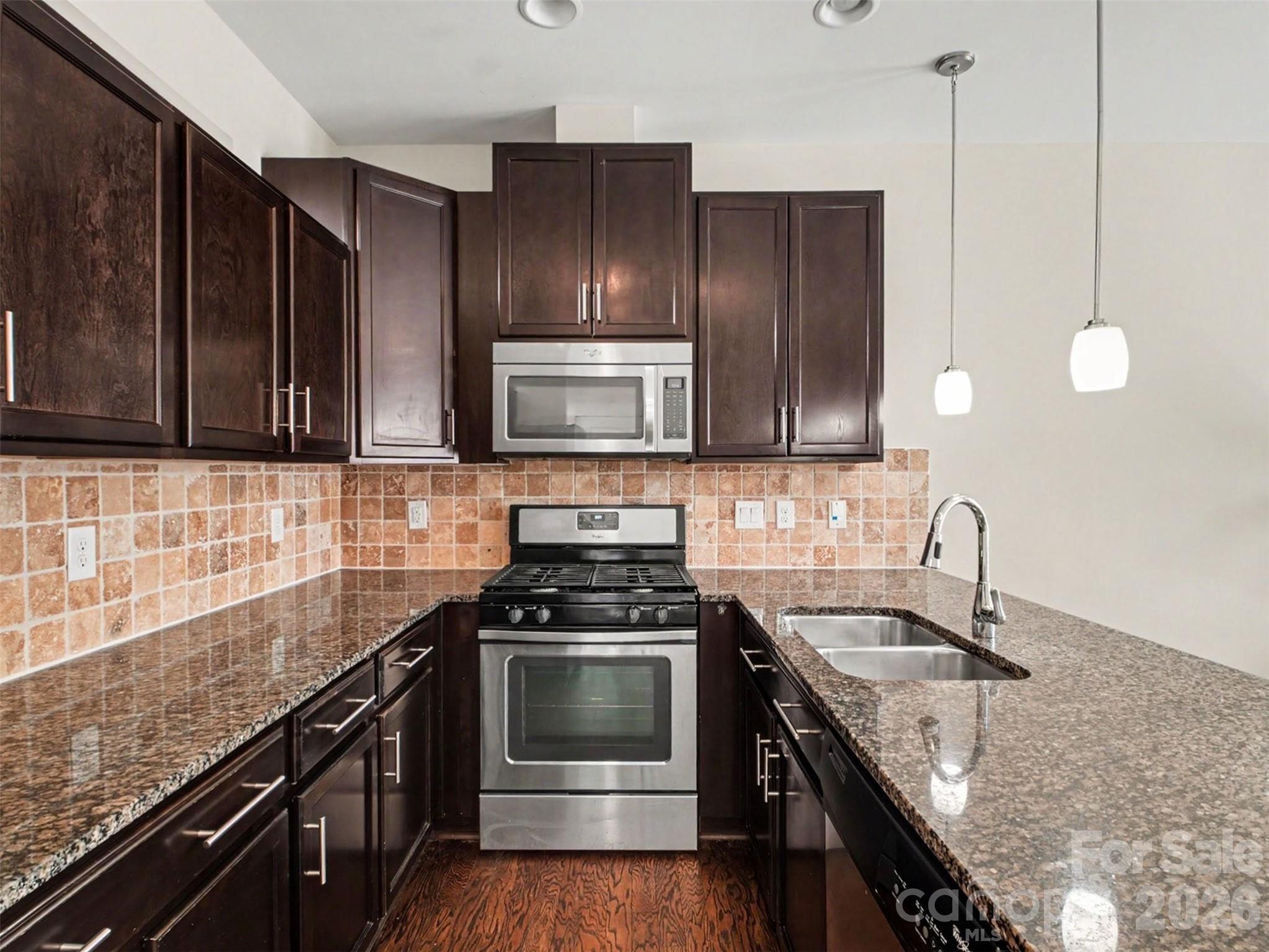 951 Warren Burgess Ln, Charlotte, NC 28205