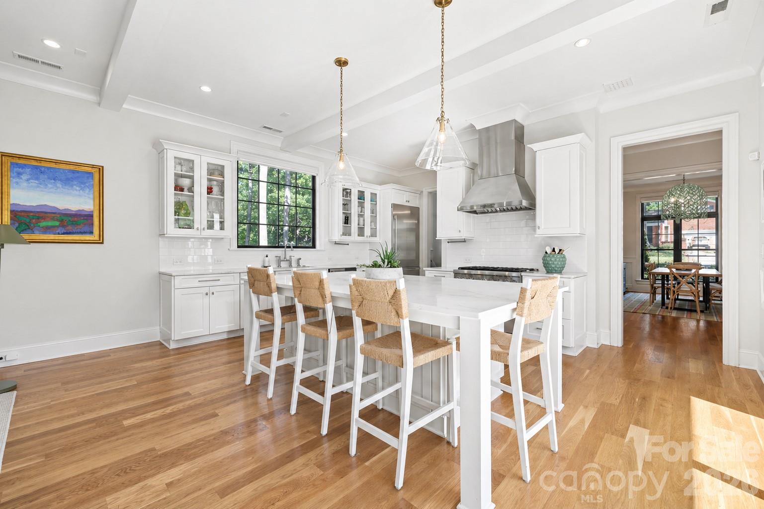 187 N Canterbury Rd, Charlotte, NC 28211