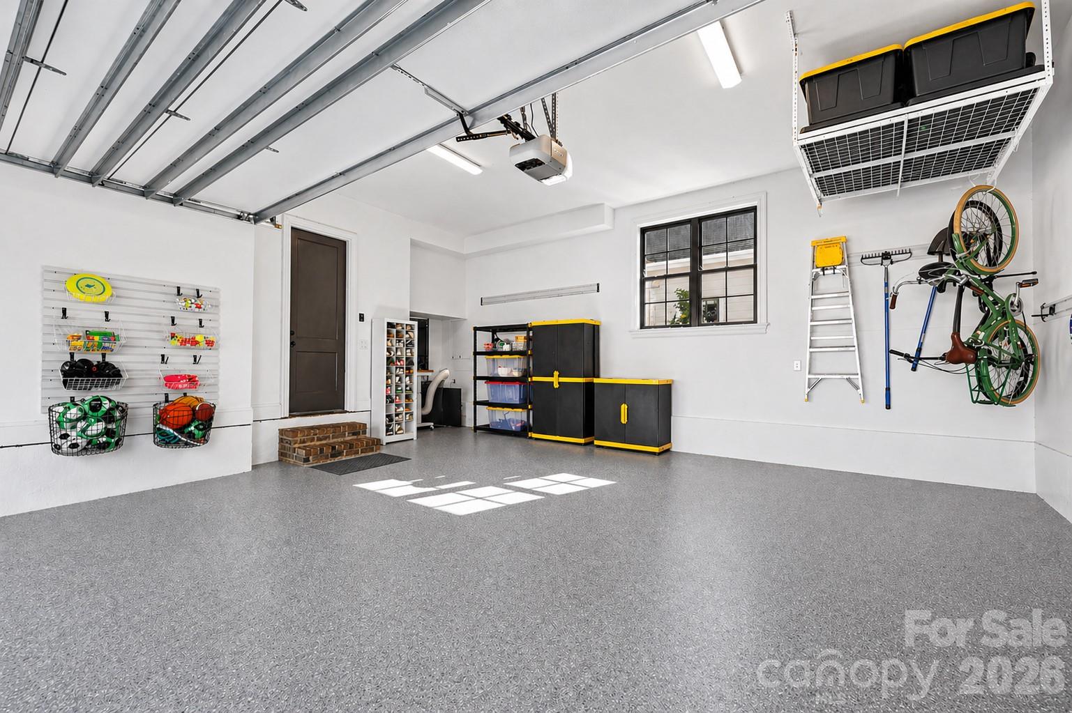 187 N Canterbury Rd, Charlotte, NC 28211