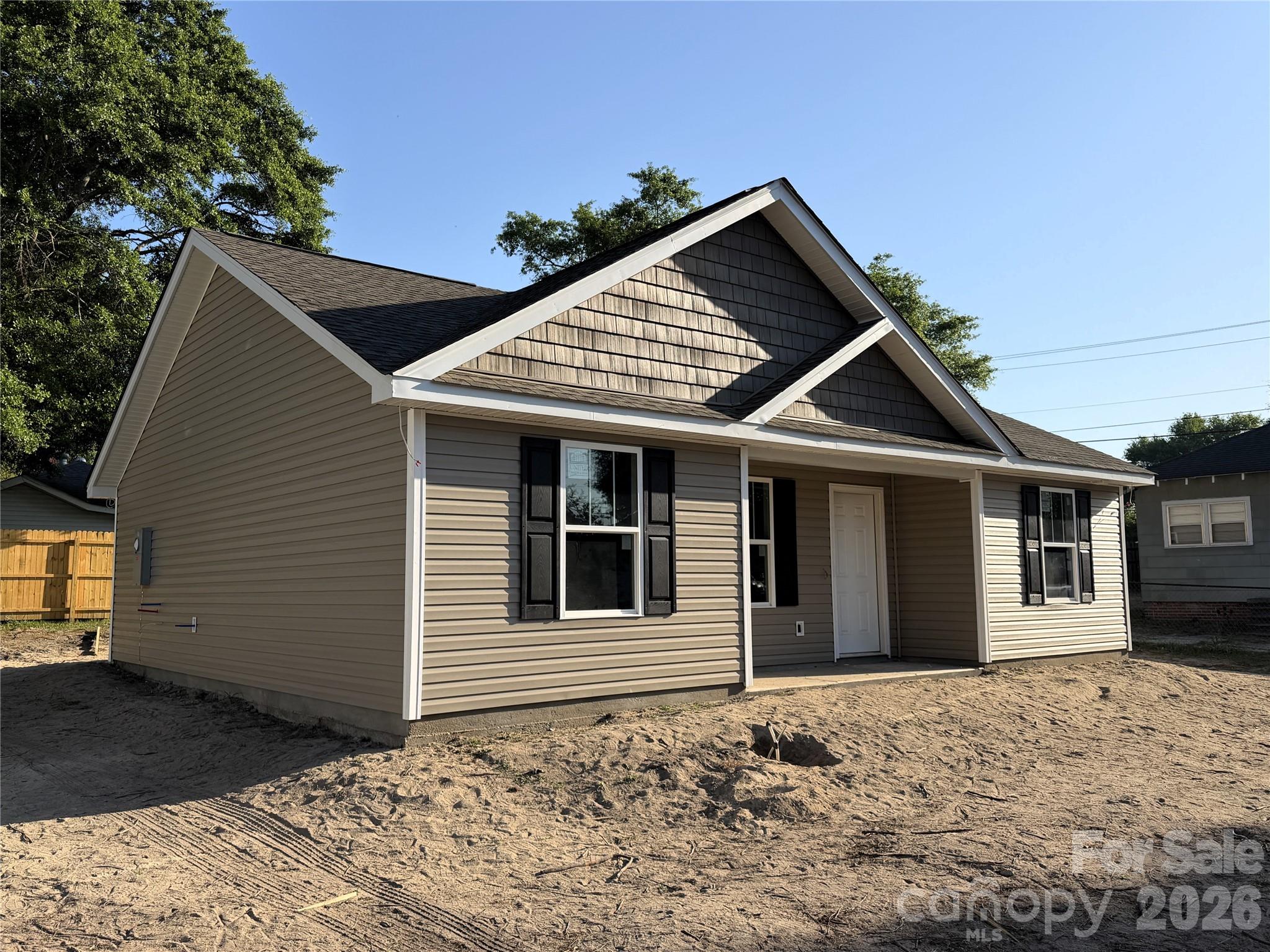 214 W 3rd St, Kershaw, SC 29067