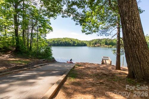 1050 21st Ave NW #90, Hickory, NC 28604