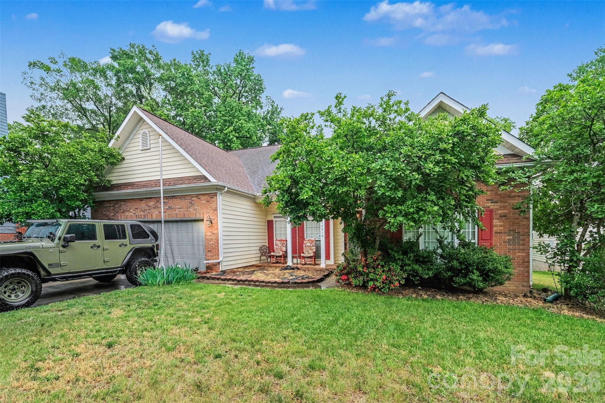 12310 Panthersville Dr, Charlotte, NC 28269